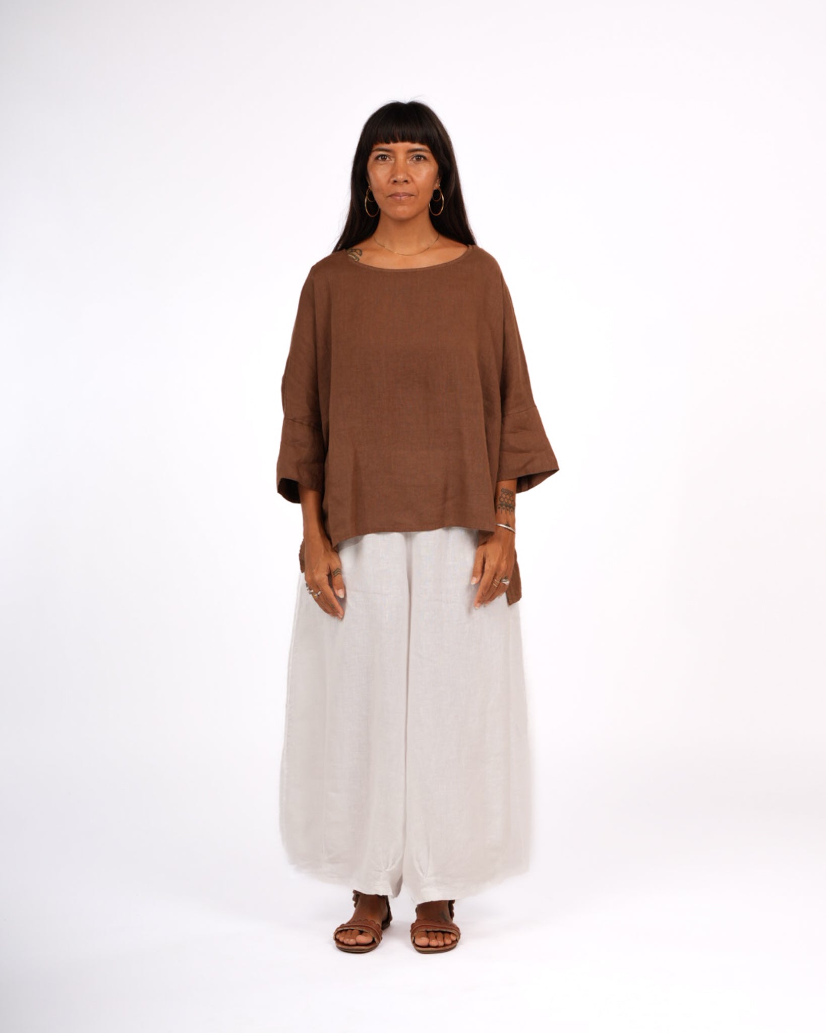 Artiste Hi-Lo Linen Top