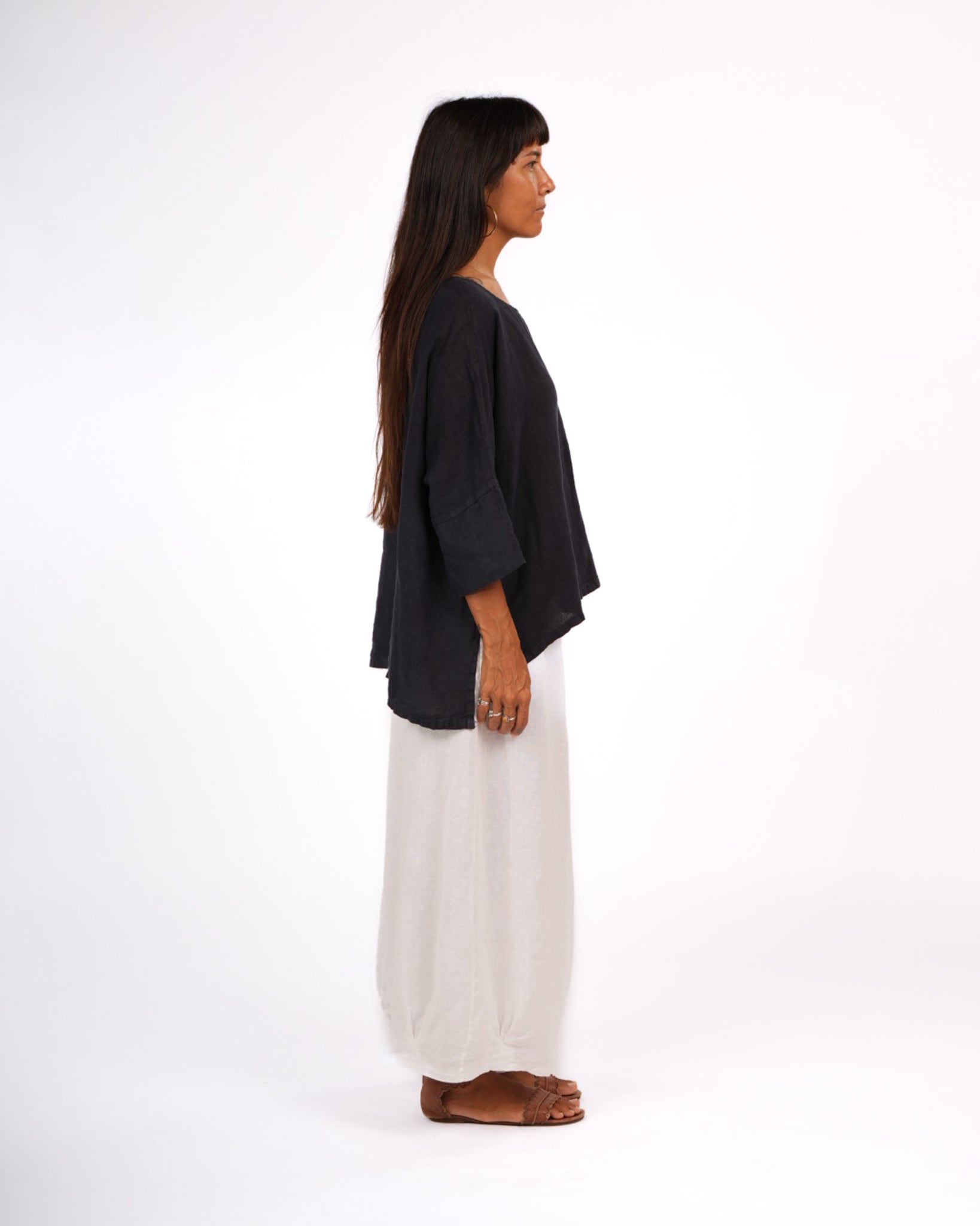 Montaigne Artiste Hi Lo Linen Top Navy