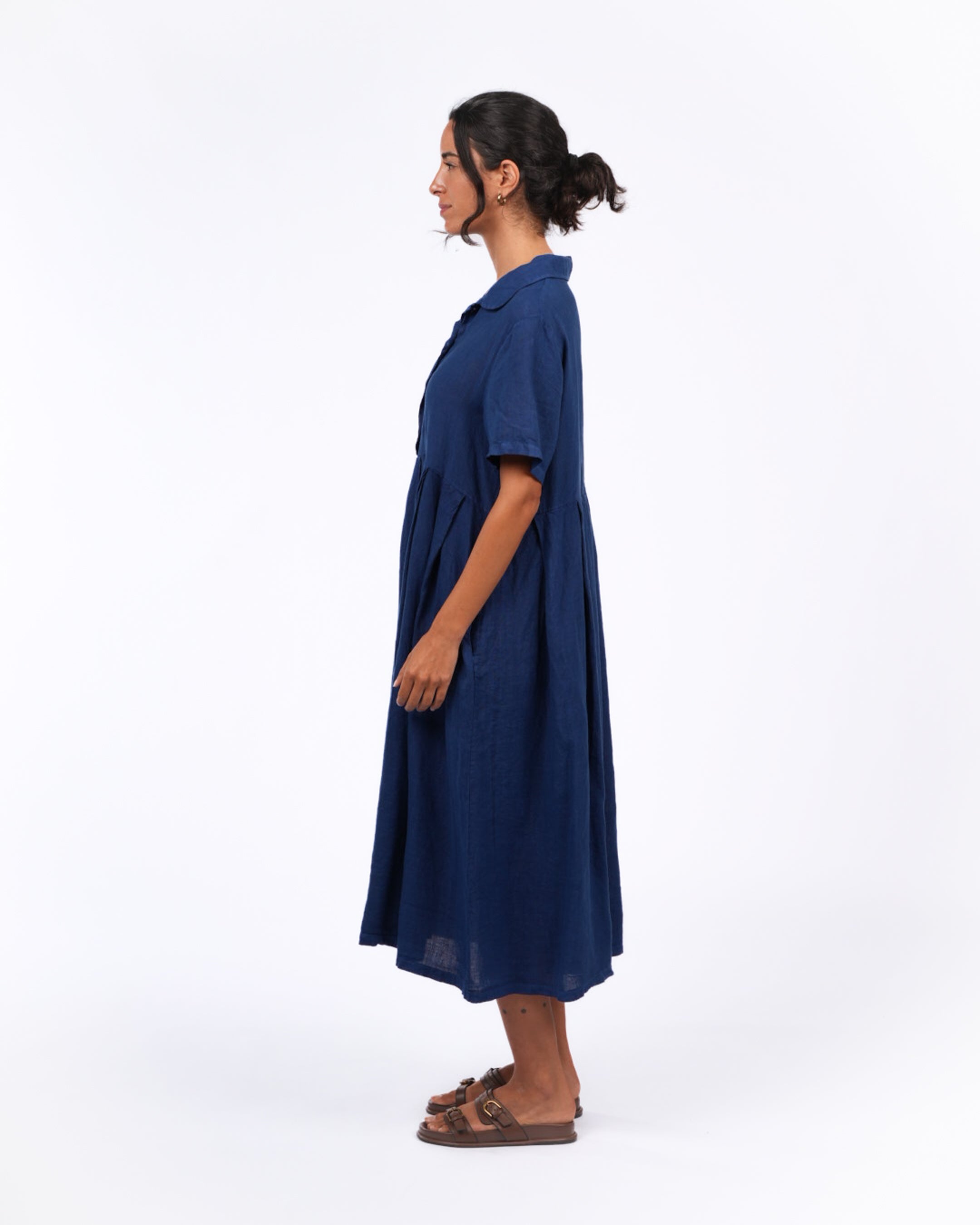Vianne Linen Dress with Pleats and Side Pockets