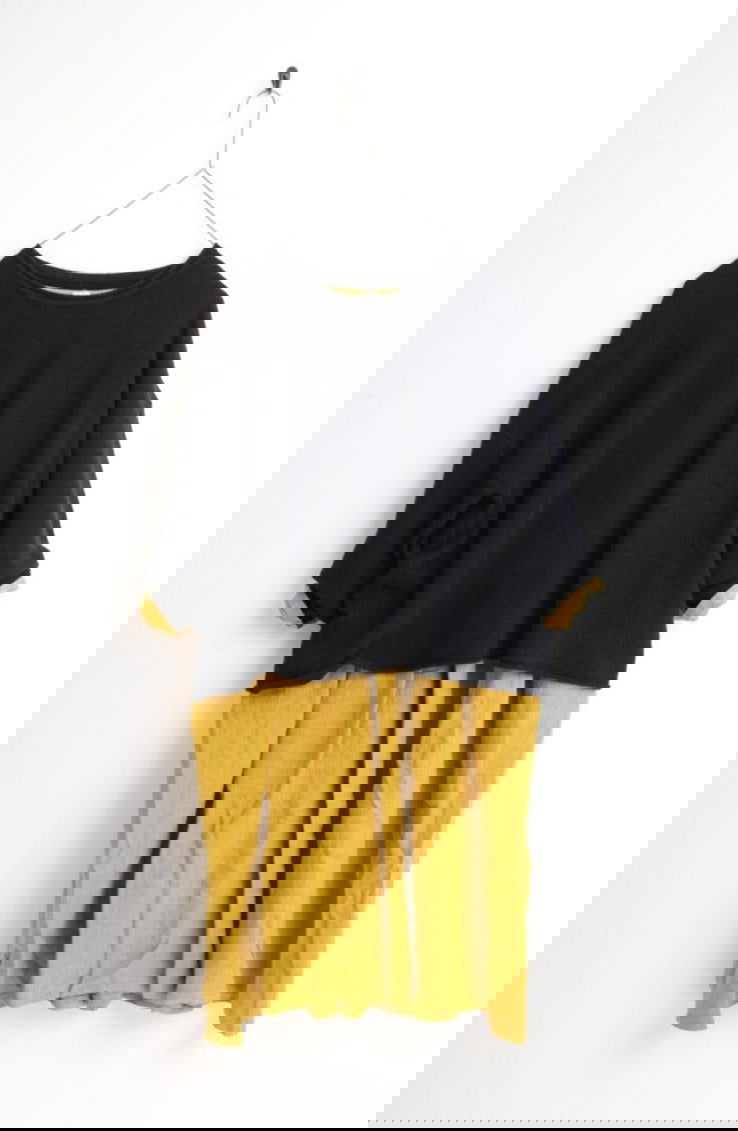 Montaigne 100% New Zealand Lambswool Jumper Noir1