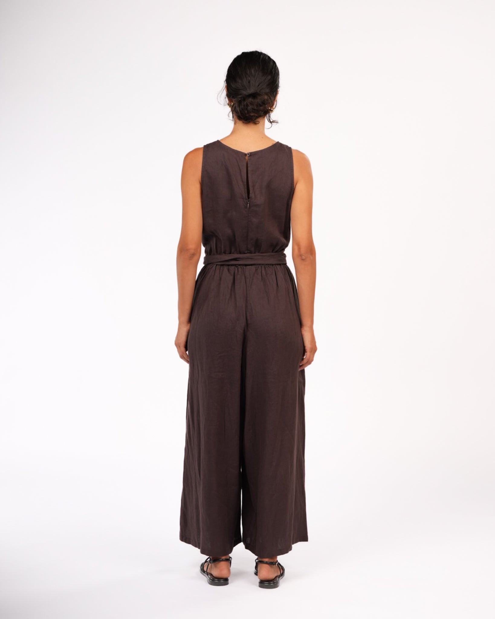 Montaigne Alba French Linen Tie-Waist Jumpsuit Chocolate5