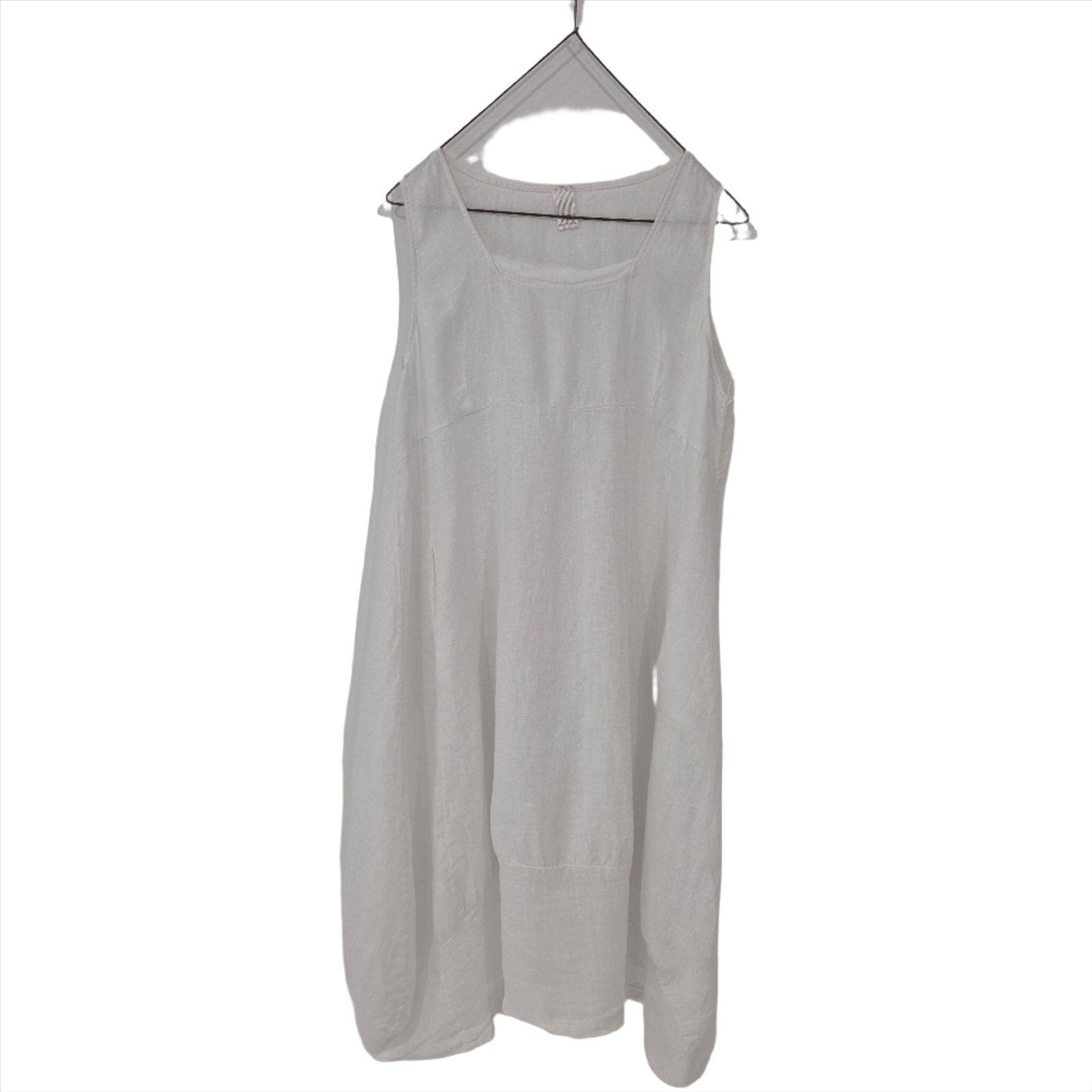 Montaigne Anaïs Linen Pinafore Dress White4