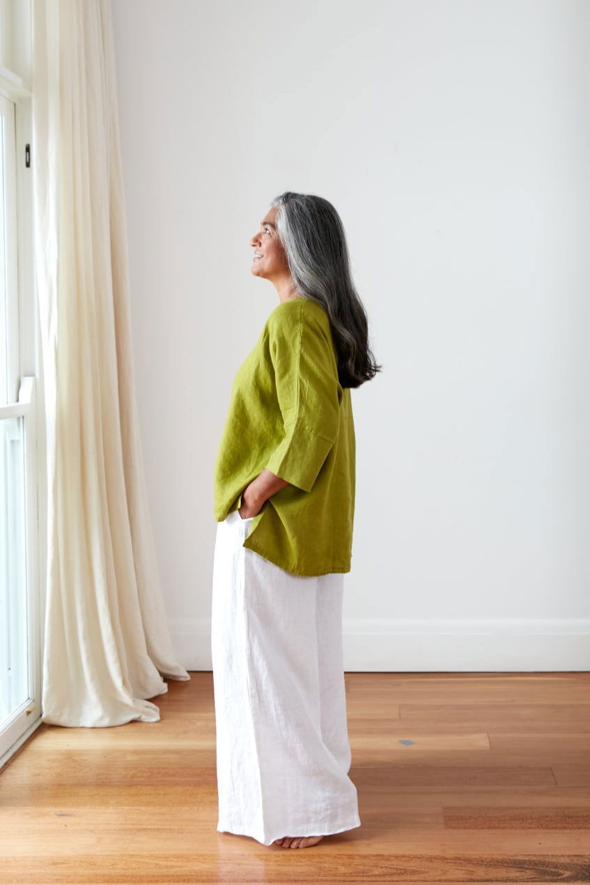 Montaigne Artiste Hi-Lo Linen Top Acid Green1