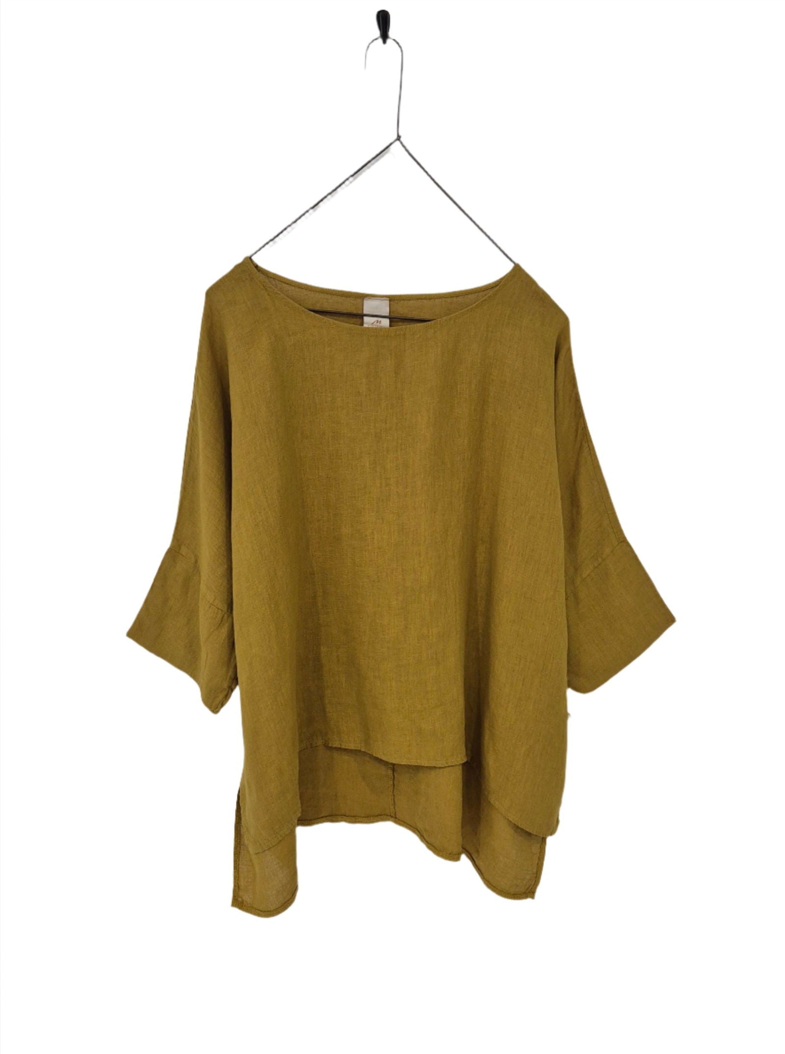 Montaigne Artiste Hi-Lo Linen Top Senape