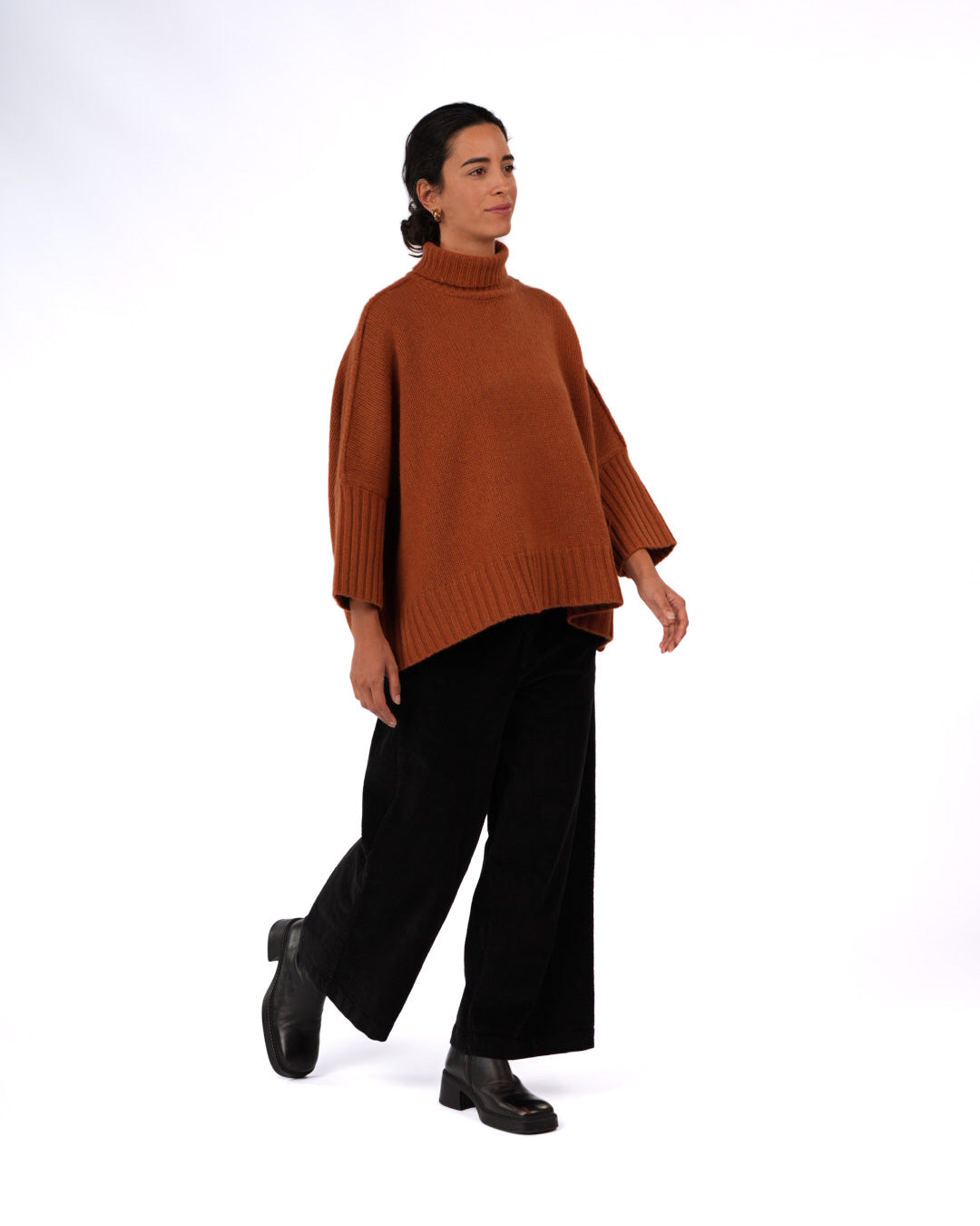 Montaigne Balmain Pure New Zealand Lambswool Roll Neck Sweater Rust2