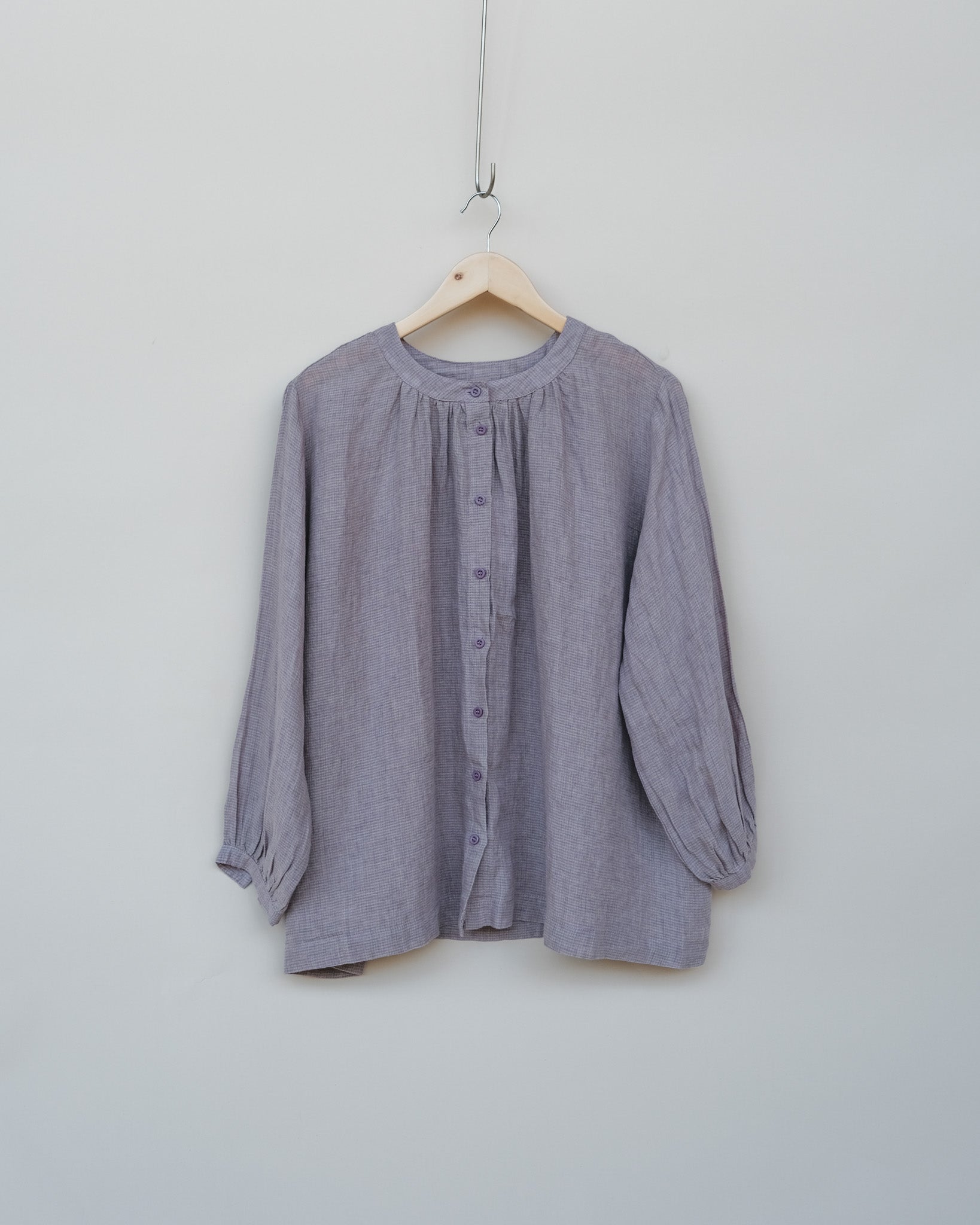Montaigne Carmen Linen Top in Fine Houndstooth Linen Lilac