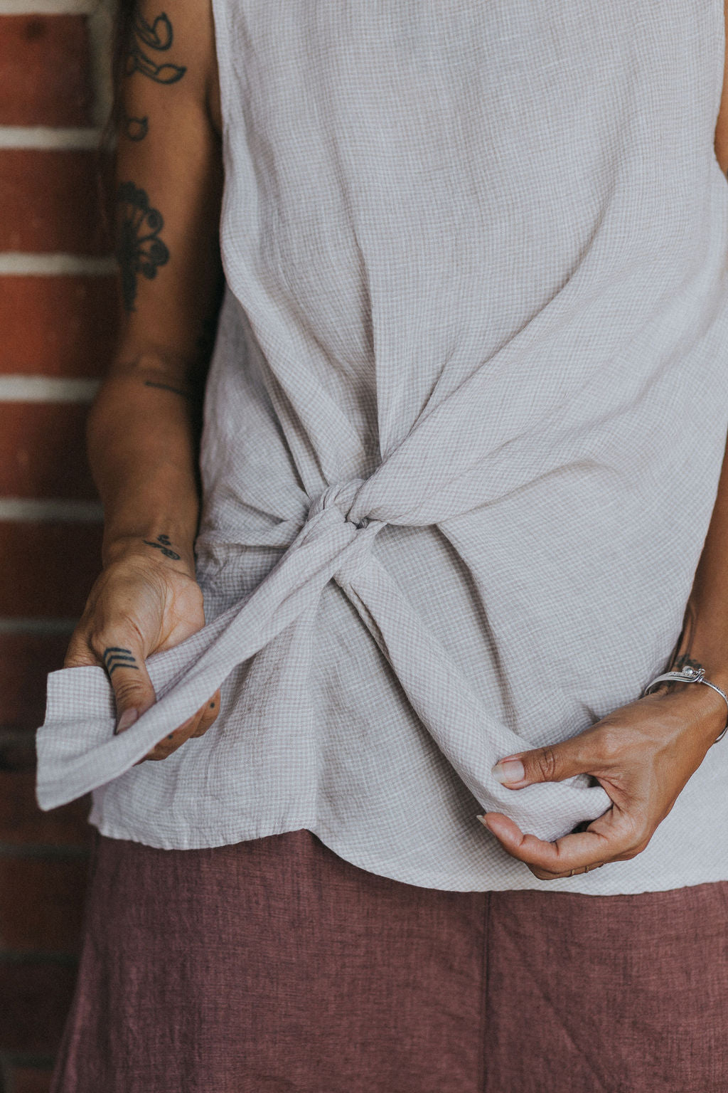 Montaigne Coco Front Tie Up Linen Top in Houndstooth Natural