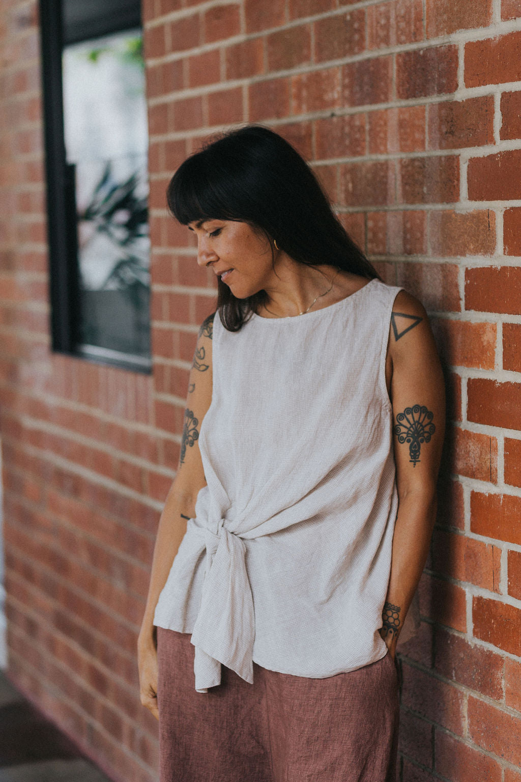 Montaigne Coco Front Tie Up Linen Top in Houndstooth Natural