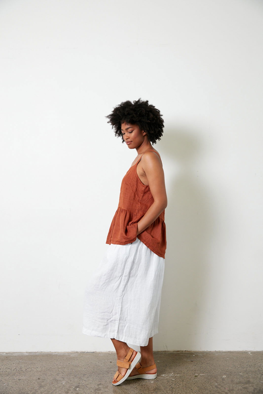 Montaigne Danseur Linen Camisole Rust1