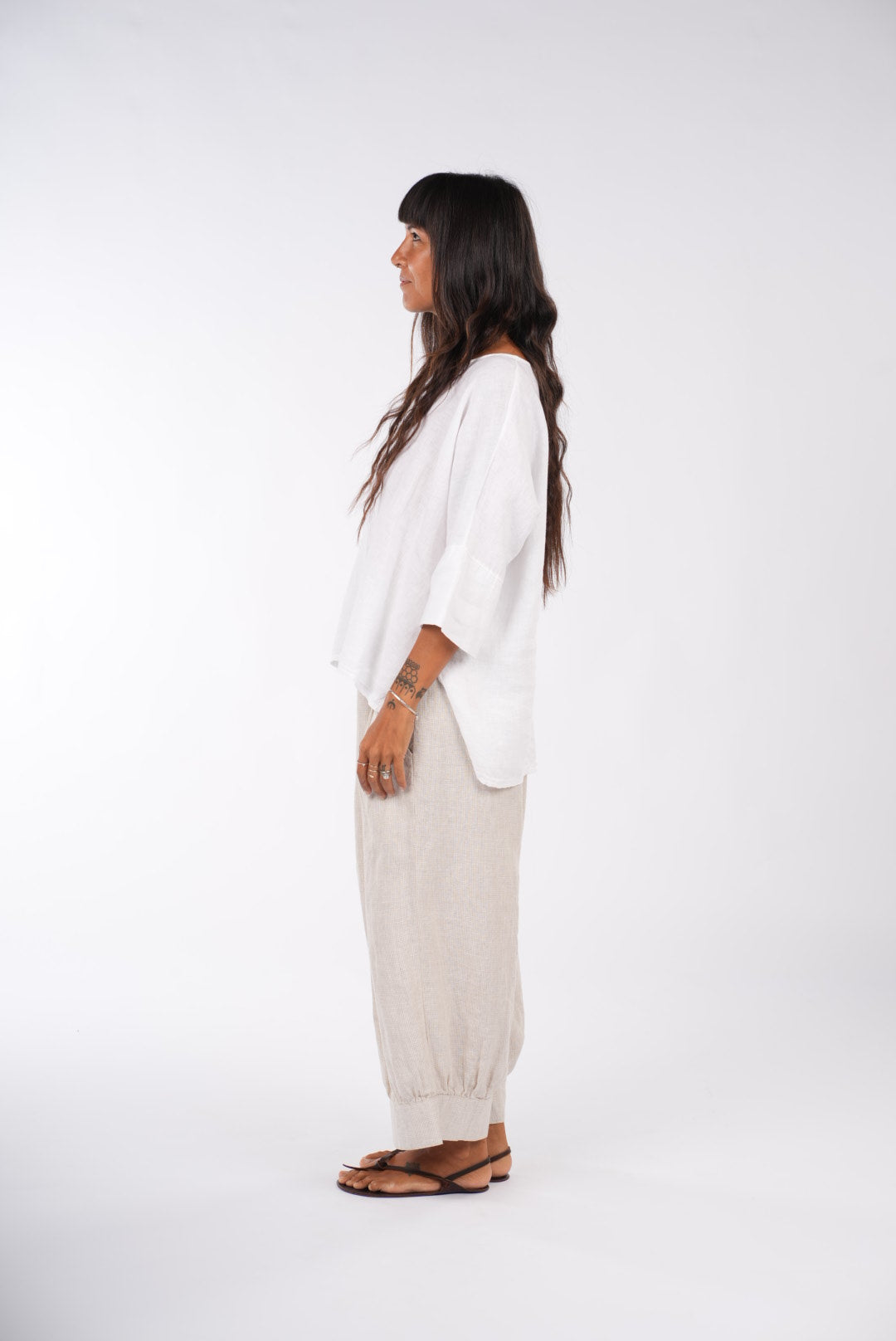 Montaigne Desi Pants in Fine Houndstooth French Linen Natural1