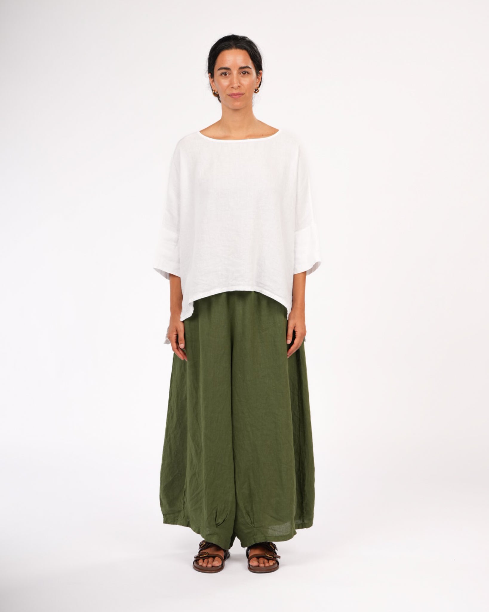 Montaigne Eadie Linen Pant With Gathering Detail Forest Green