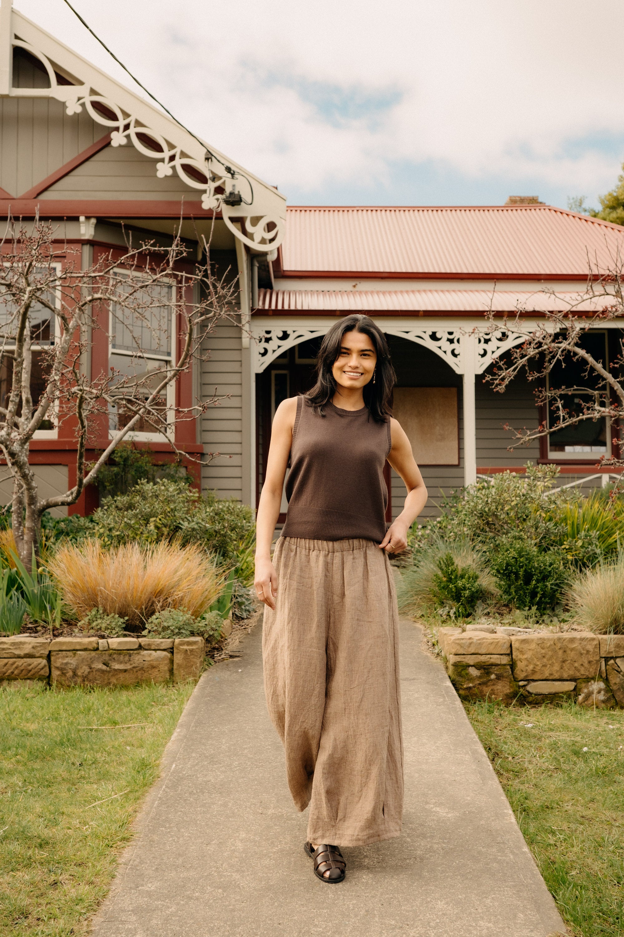 Montaigne Eadie Linen Pants in Fine Houndstooth Brown