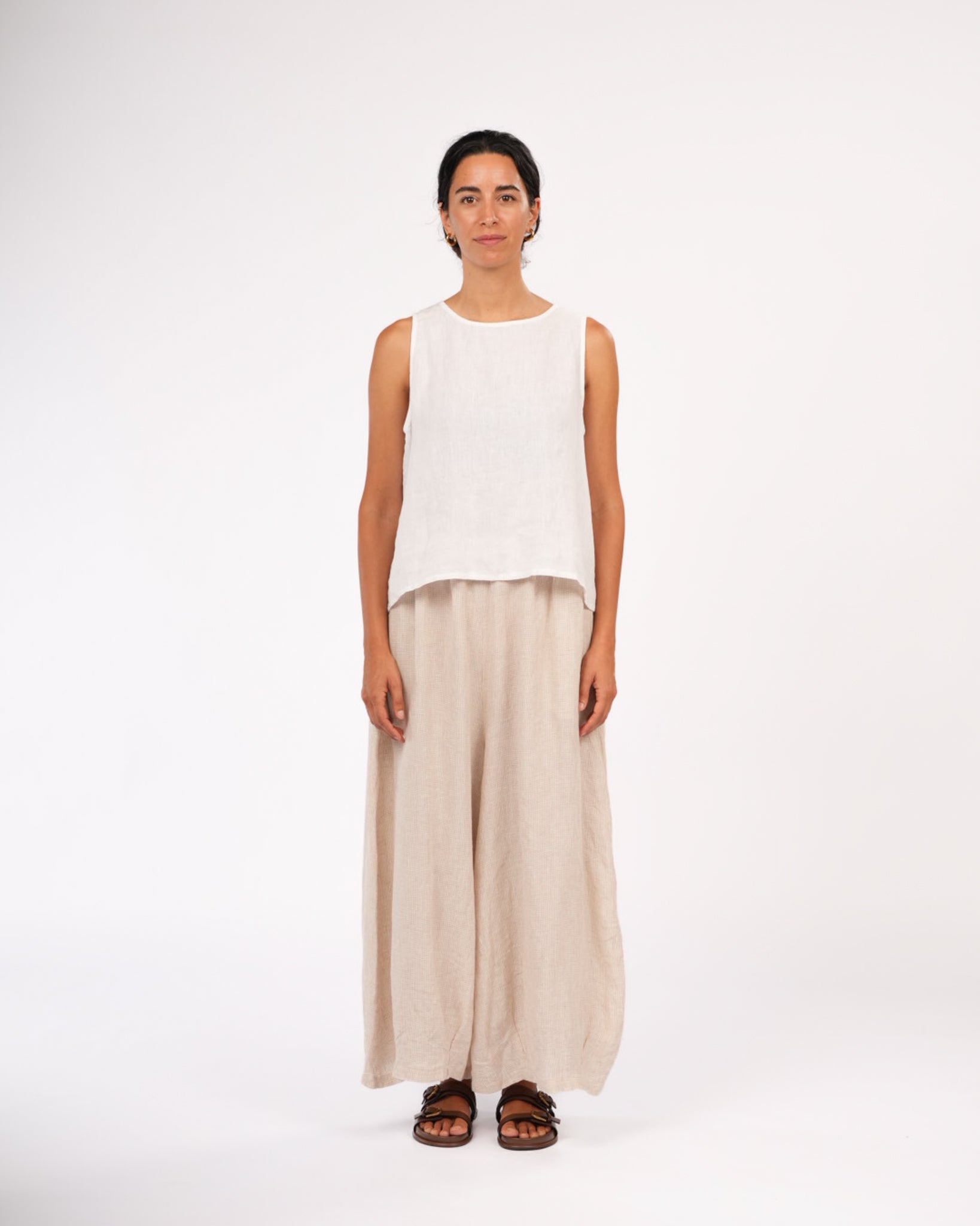 Montaigne Eadie Linen Pants in Fine Houndstooth Natural1