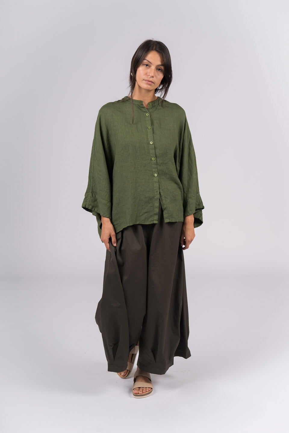 Montaigne Ellis Button Through Smock Linen Top Forest Green3