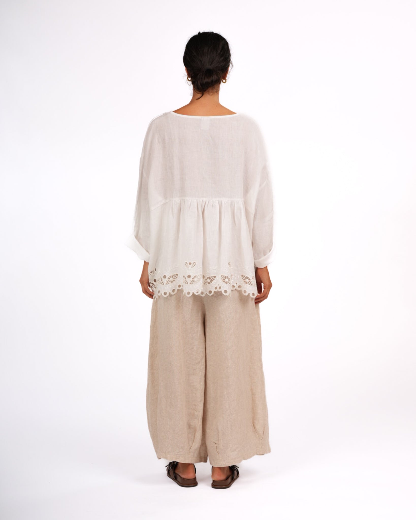 Montaigne Embroidered French Linen Blouse White3