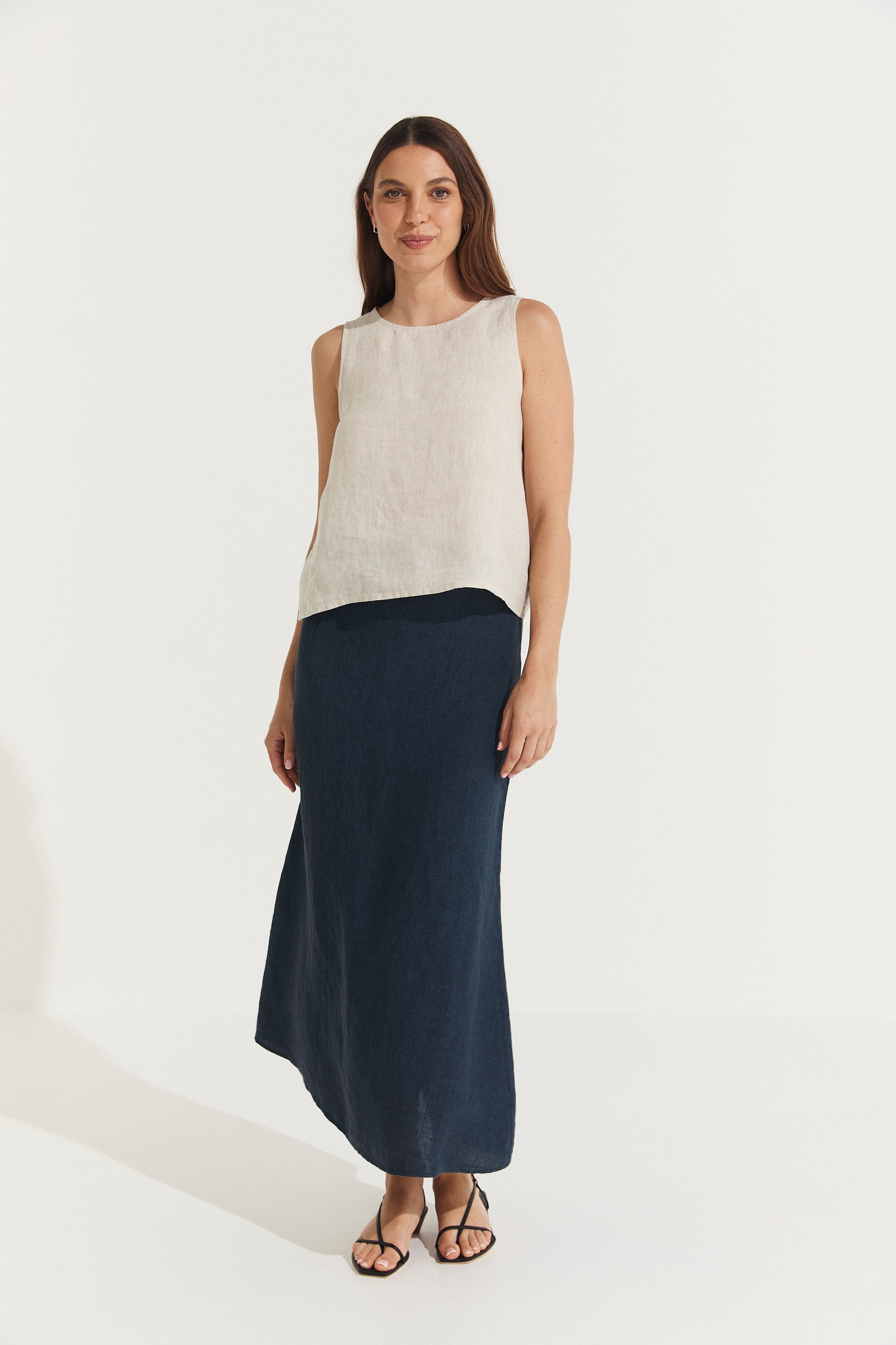 Montaigne Francie Full-Length Linen Maxi Skirt Navy1