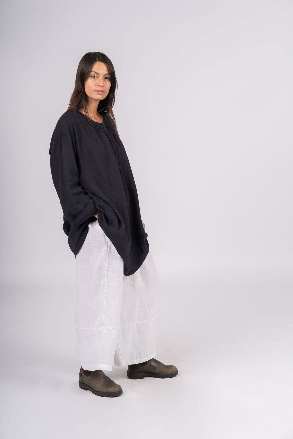 Montaigne Inès Full Length Tapered Pant White1