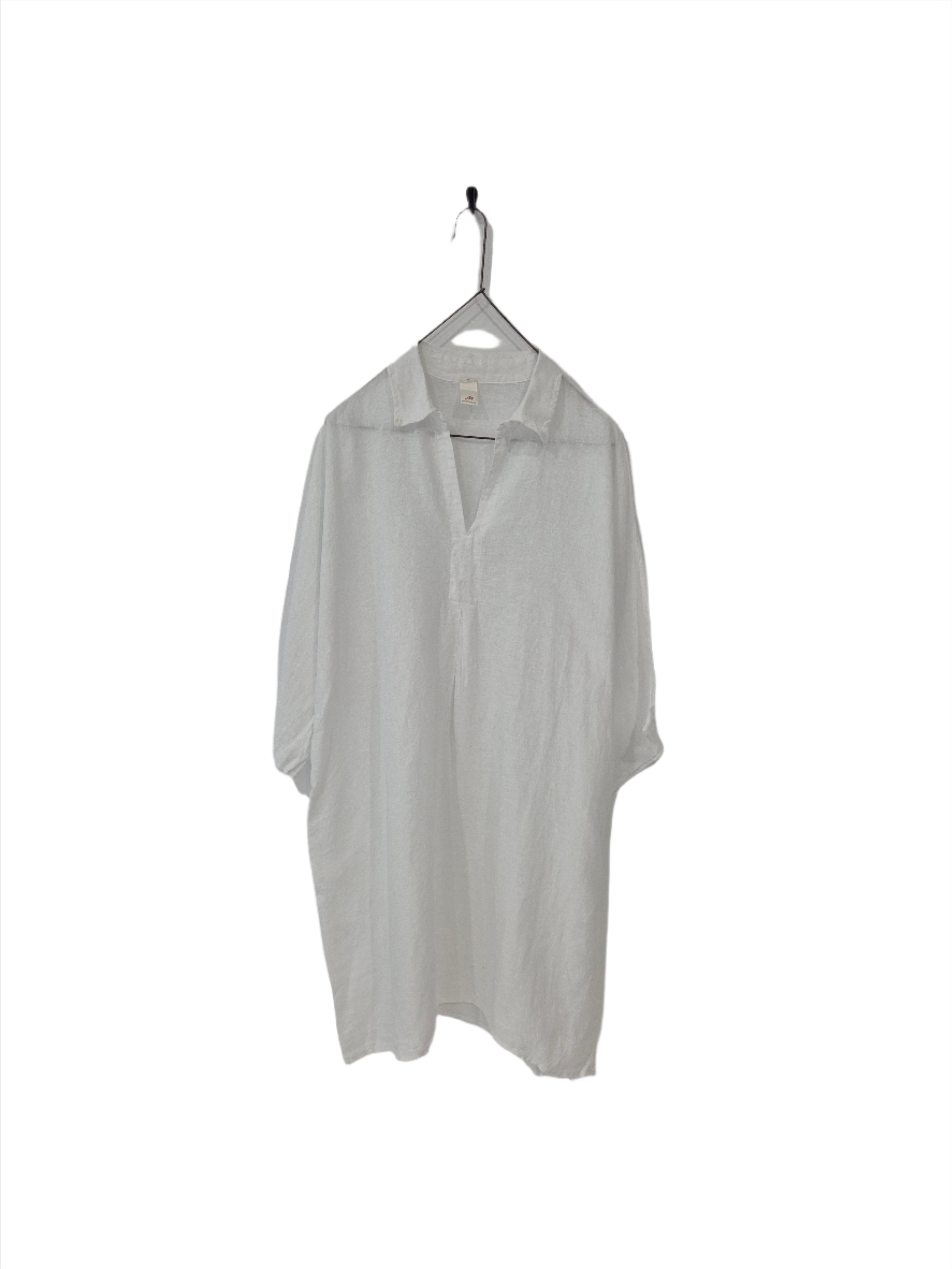 Montaigne Isabelle Linen Collared Shirt with Side Pockets White