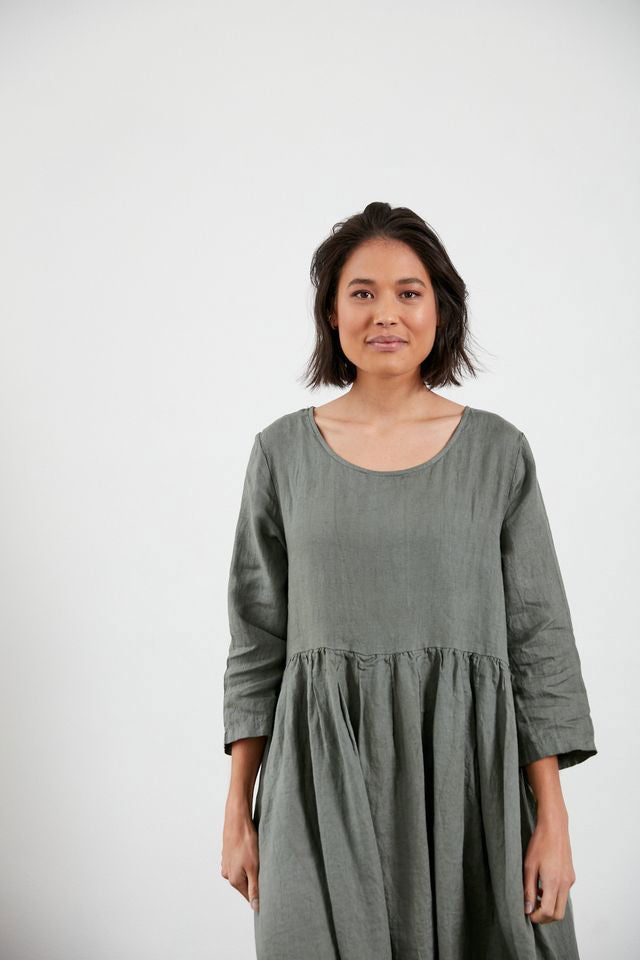 Montaigne Journee Baggy Linen Dress Khaki1