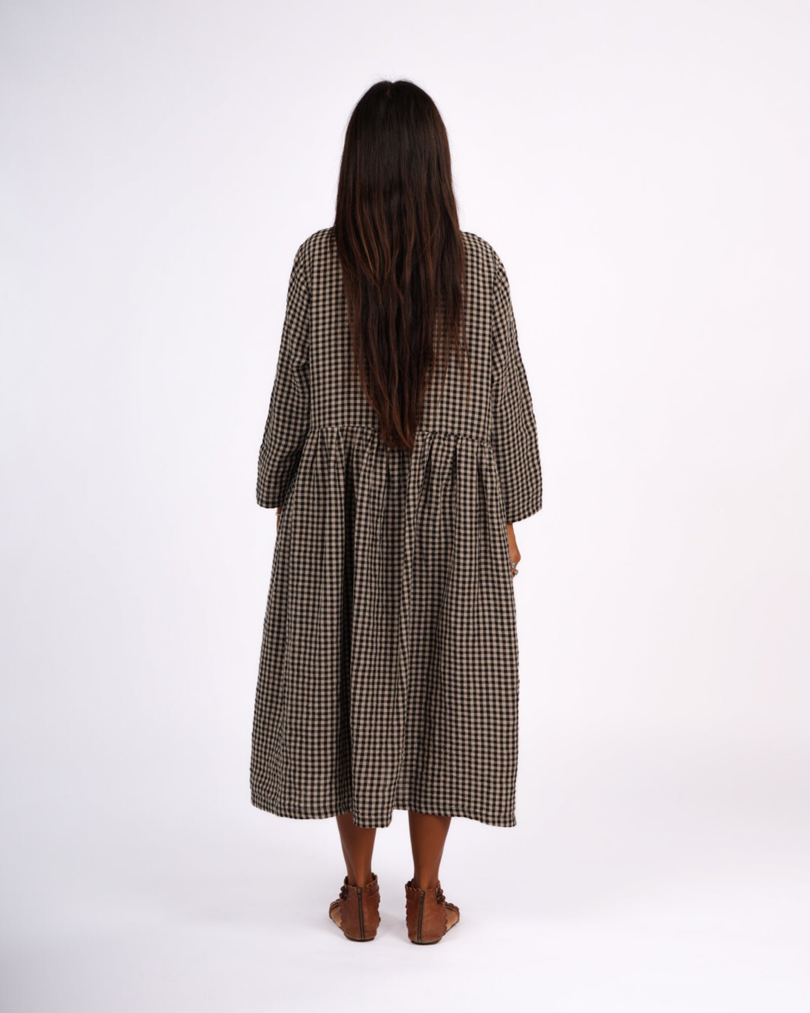 Montaigne Journee French Linen Dress In Black Gingham3