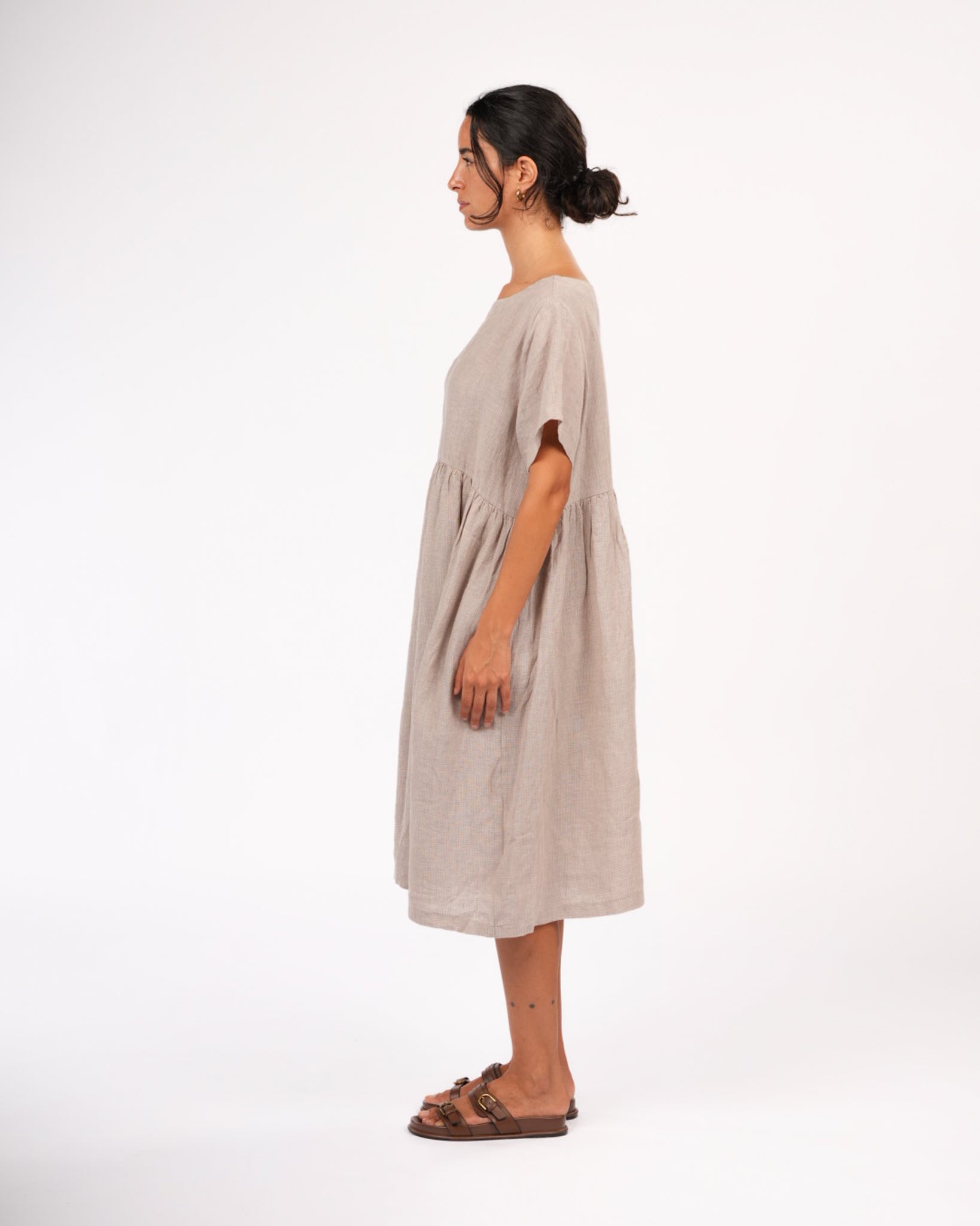Montaigne Juni French Linen Summer Staple Dress in Houndstooth Natural5