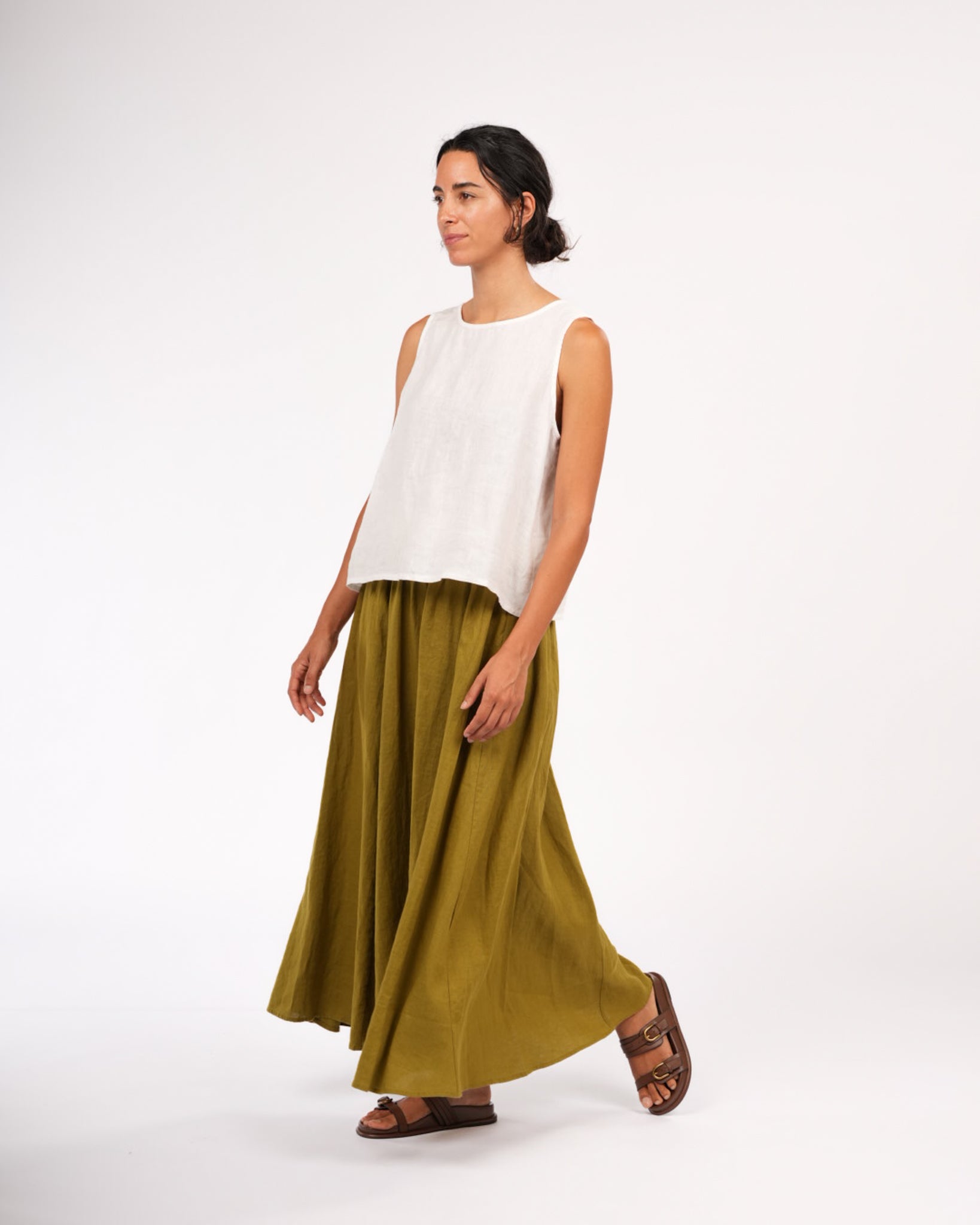 Montaigne Lucie Linen Maxi Skirt Pistachio3
