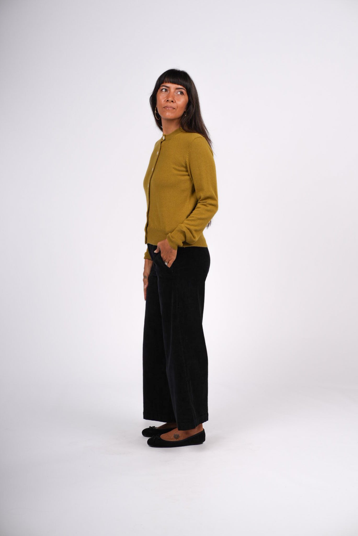 Montaigne Minimalist Lambswool Cardigan Acid3