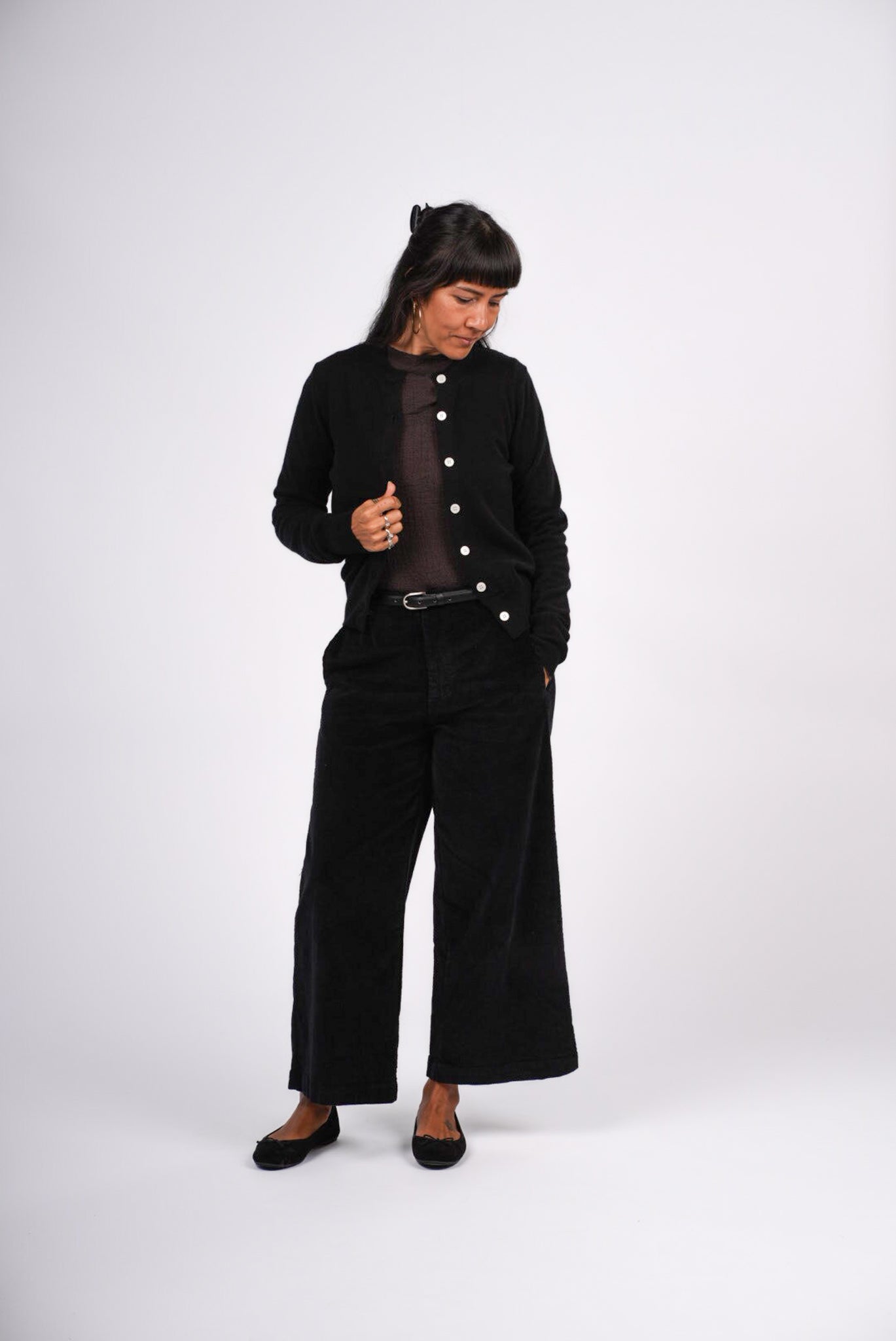 Montaigne Minimalist Lambswool Cardigan Black1