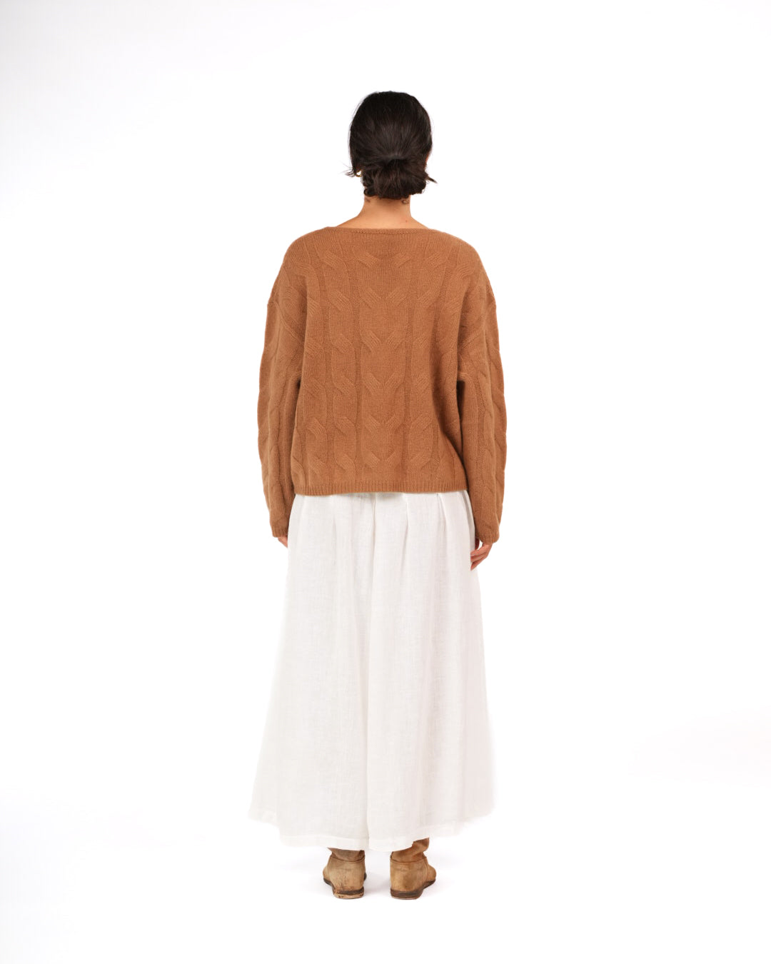 Montaigne NZ Lambswool Cable Knit Tobacco1