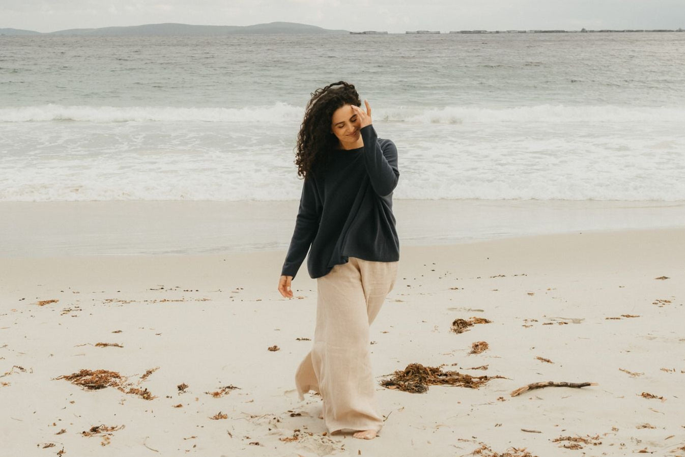 Montaigne Olivia 100% New Zealand Lambswool Jumper Indigo3