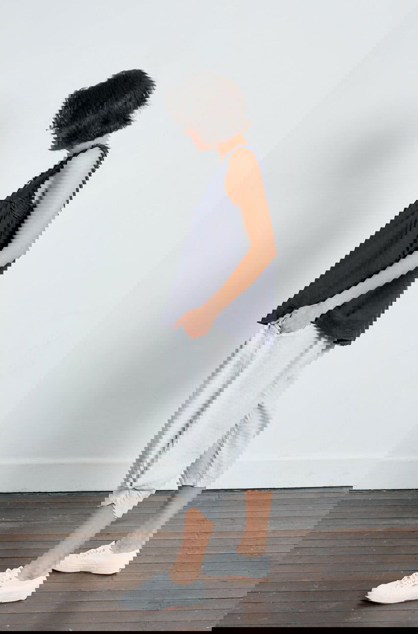 Montaigne Saint-Tropez Linen Capri Pants Silver1