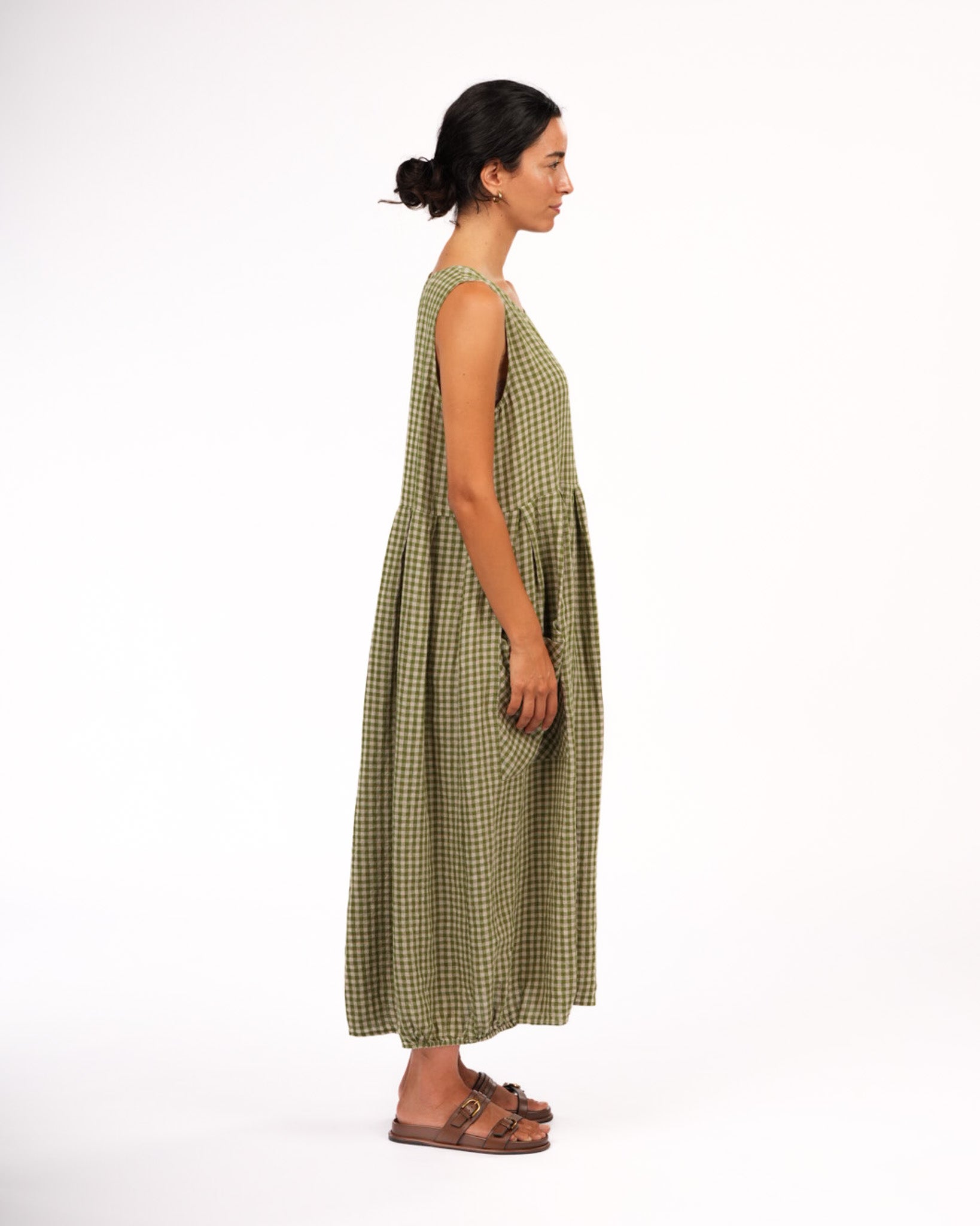 Montaigne Sartene French Linen Dress in Gingham Pistachio5