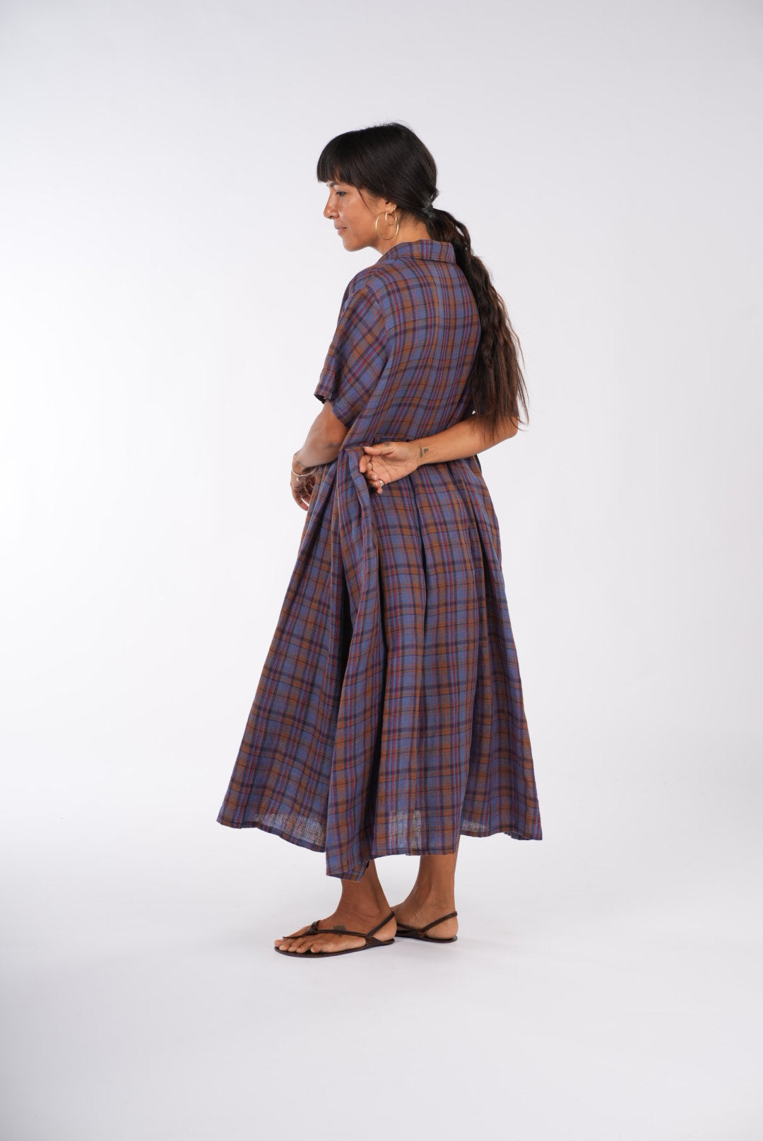 Montaigne Vianne French Linen Dress in Plaid3