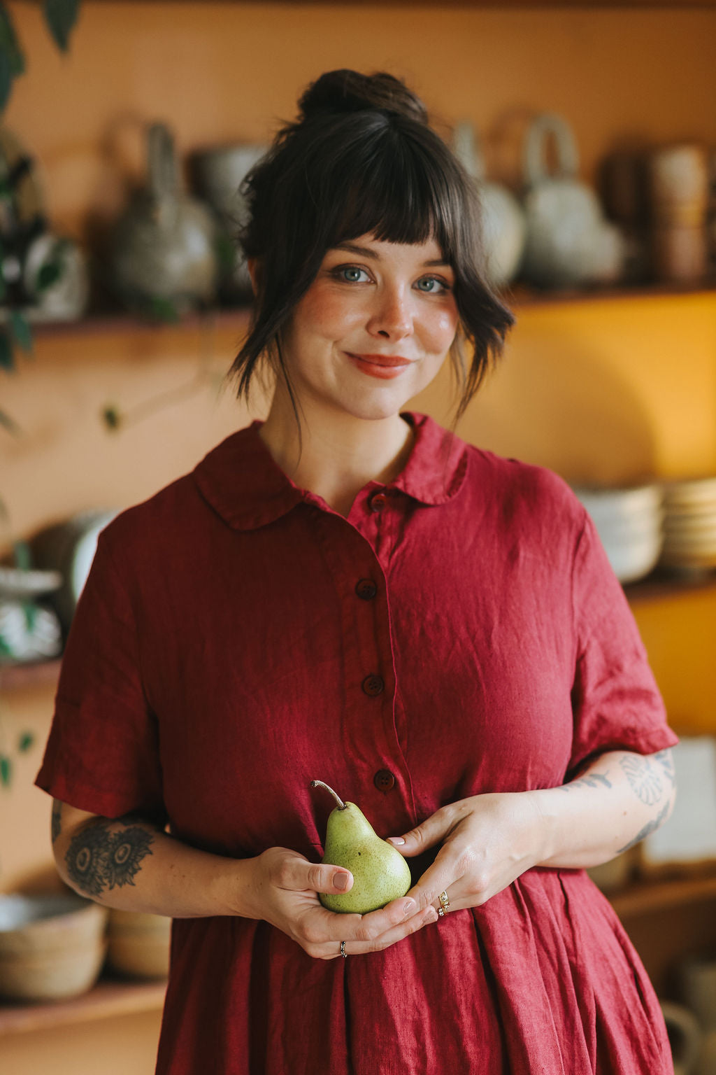 Vianne Linen Dress with Pleats and Side Pockets