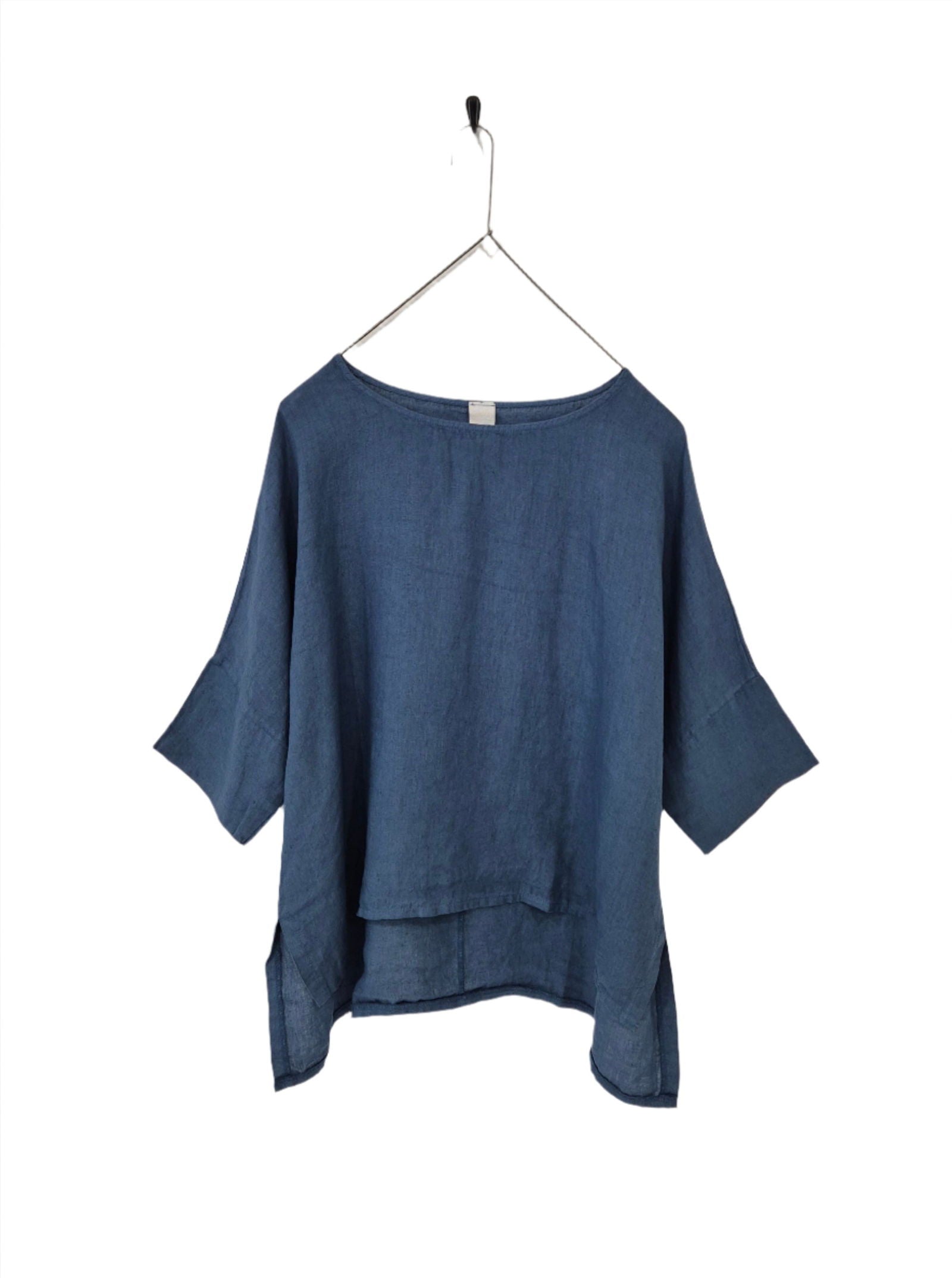 Montaigne Artiste Hi-Lo Linen Top Denim