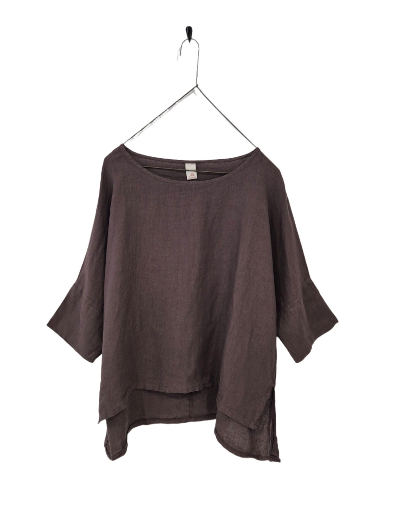Montaigne Artiste Hi-Lo Linen Top Rum Raisin