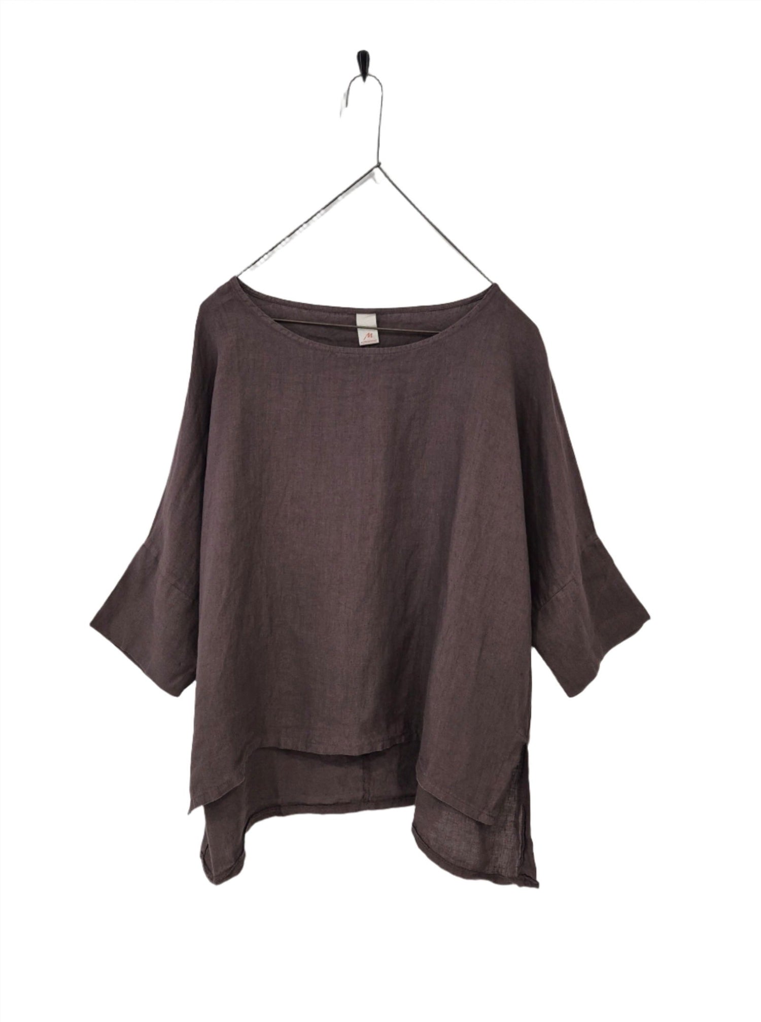 Montaigne Artiste Hi-Lo Linen Top Rum Raisin