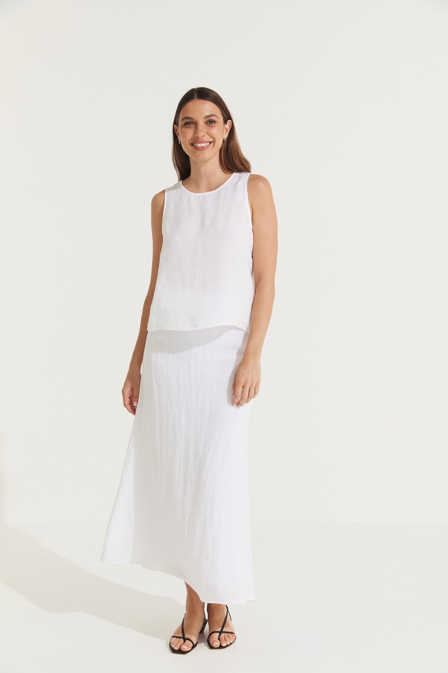 Montaigne Ava Linen Cami Top White4