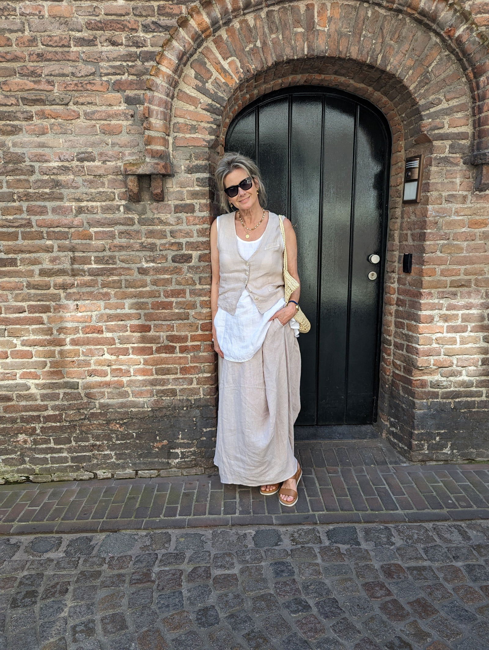 Montaigne Chloe Linen Vest Natural