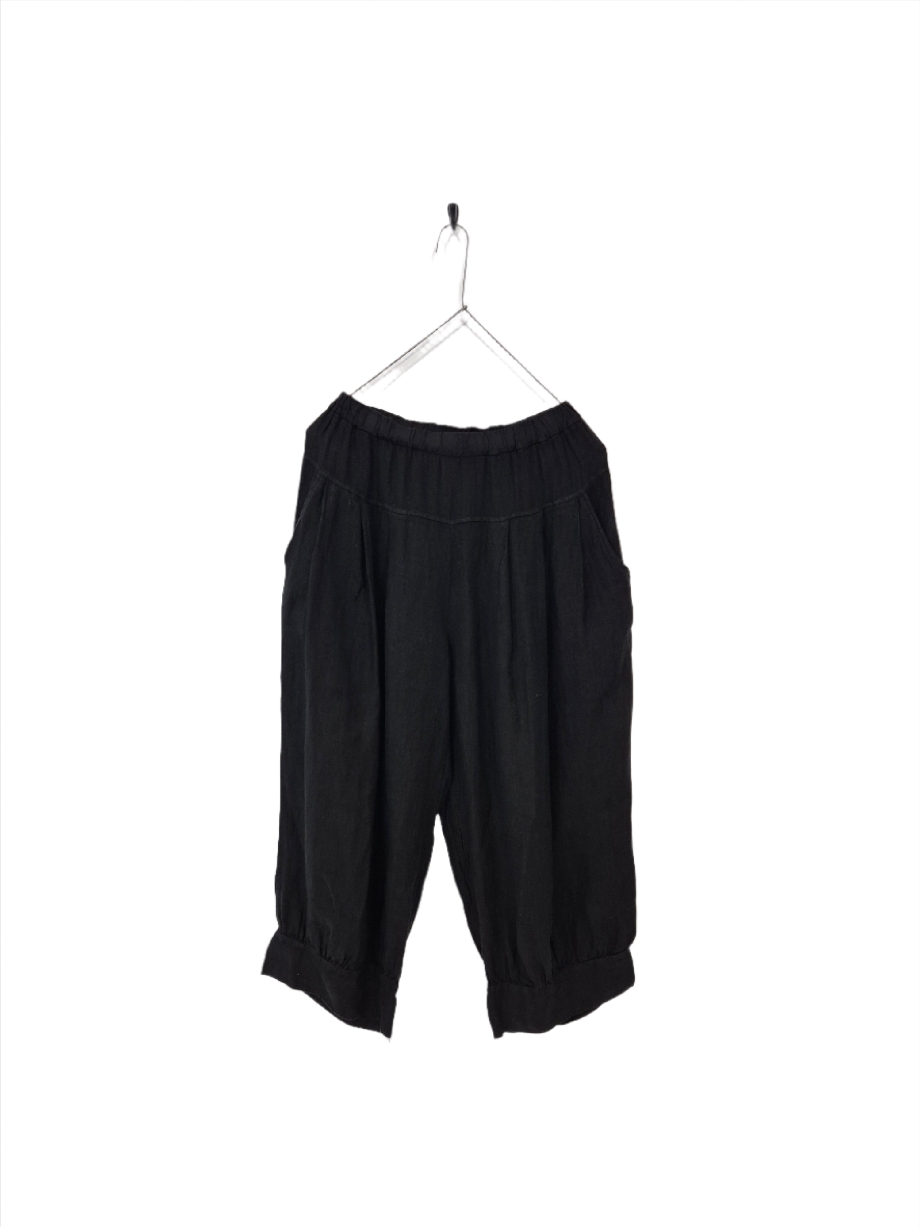Montaigne Desi Linen Pants with Back Pockets (2 sizes) Black