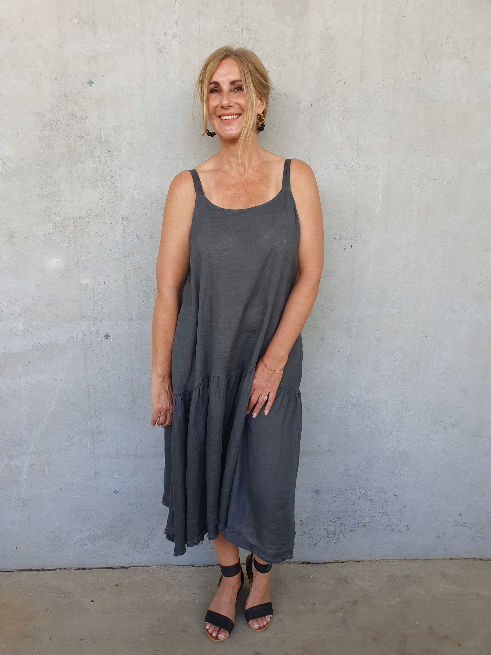 Montaigne Fabienne Linen Dress Petrol1