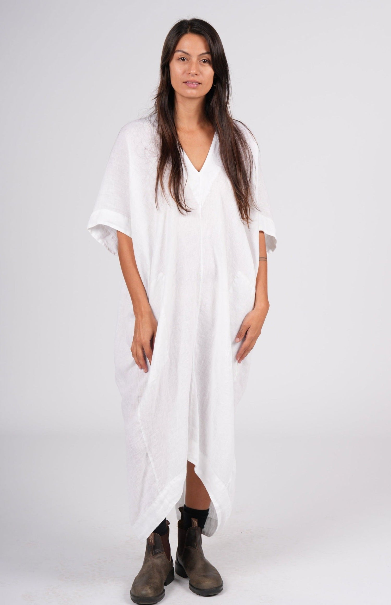 Montaigne Gabrielle V-Neck Dress White3