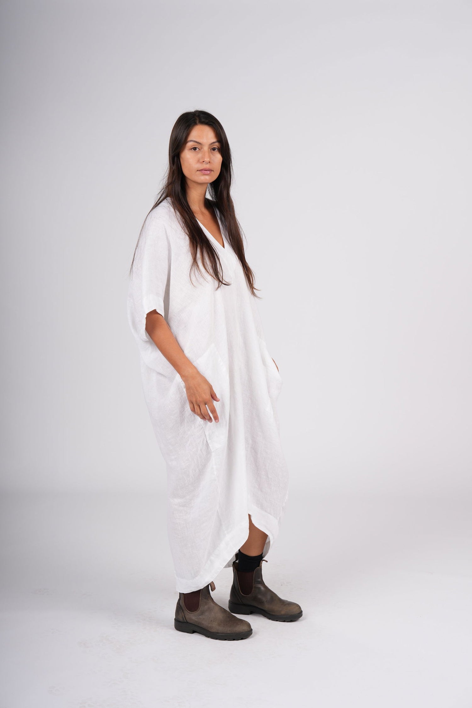 Montaigne Gabrielle V-Neck Dress White4