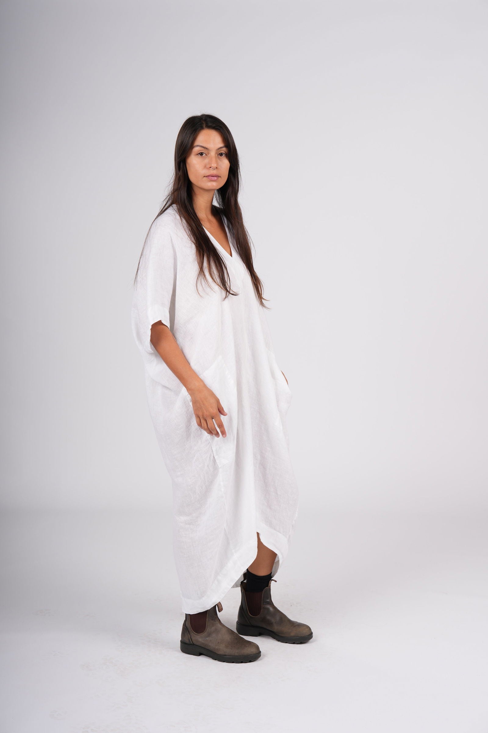 Montaigne Gabrielle V-Neck Dress White4