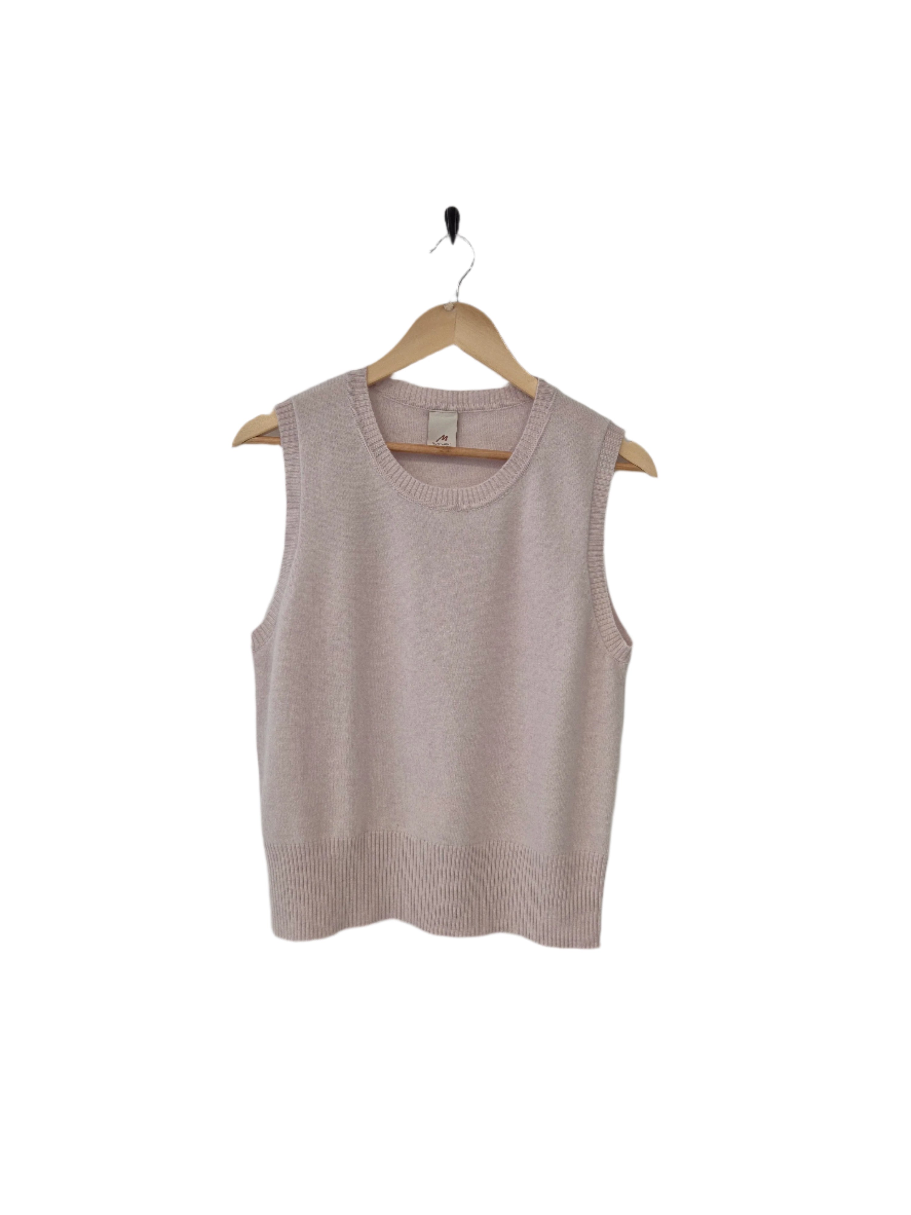 Montaigne Gigi 100% New Zealand Lambswool Vest Baby Pink3