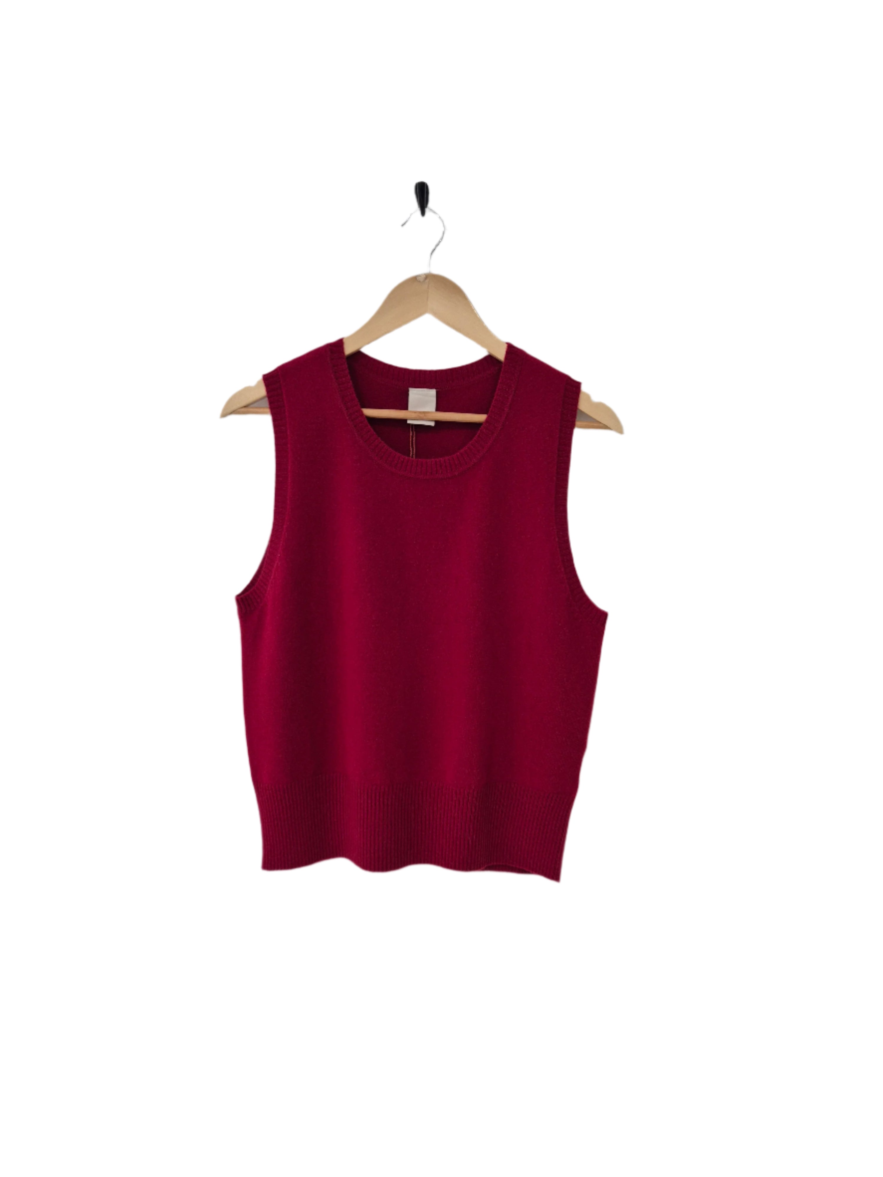 Montaigne Gigi 100% New Zealand Lambswool Vest Red1