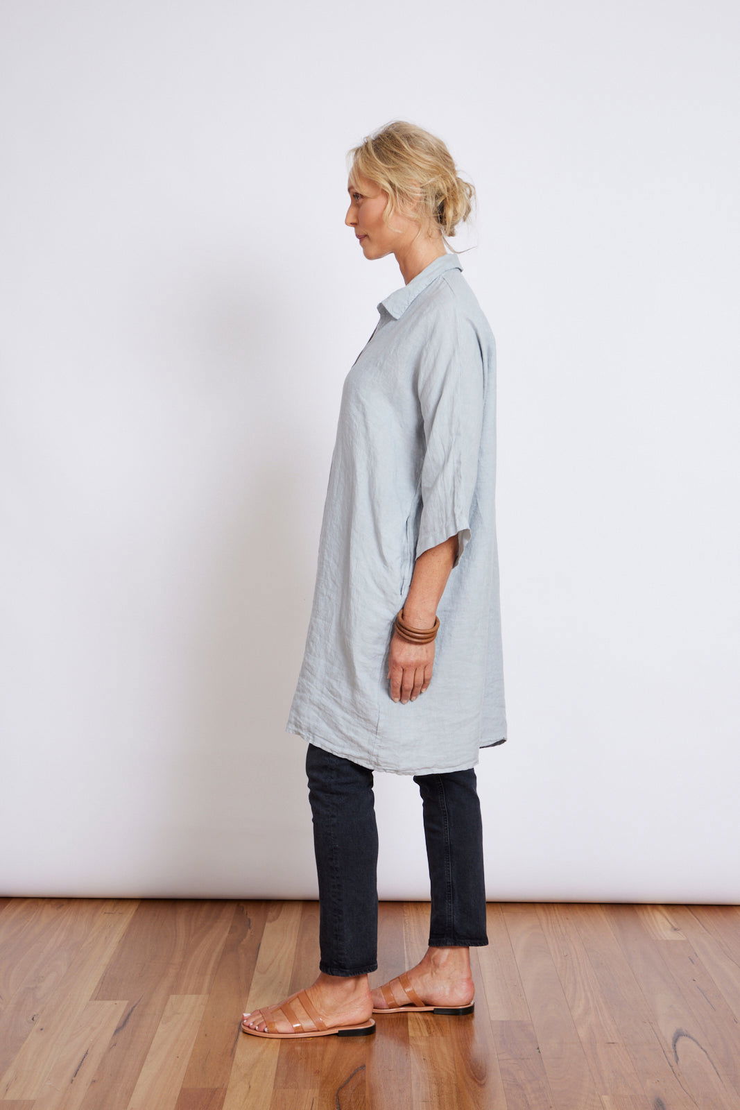Montaigne Isabelle Linen Collared Shirt with Side Pockets Silver