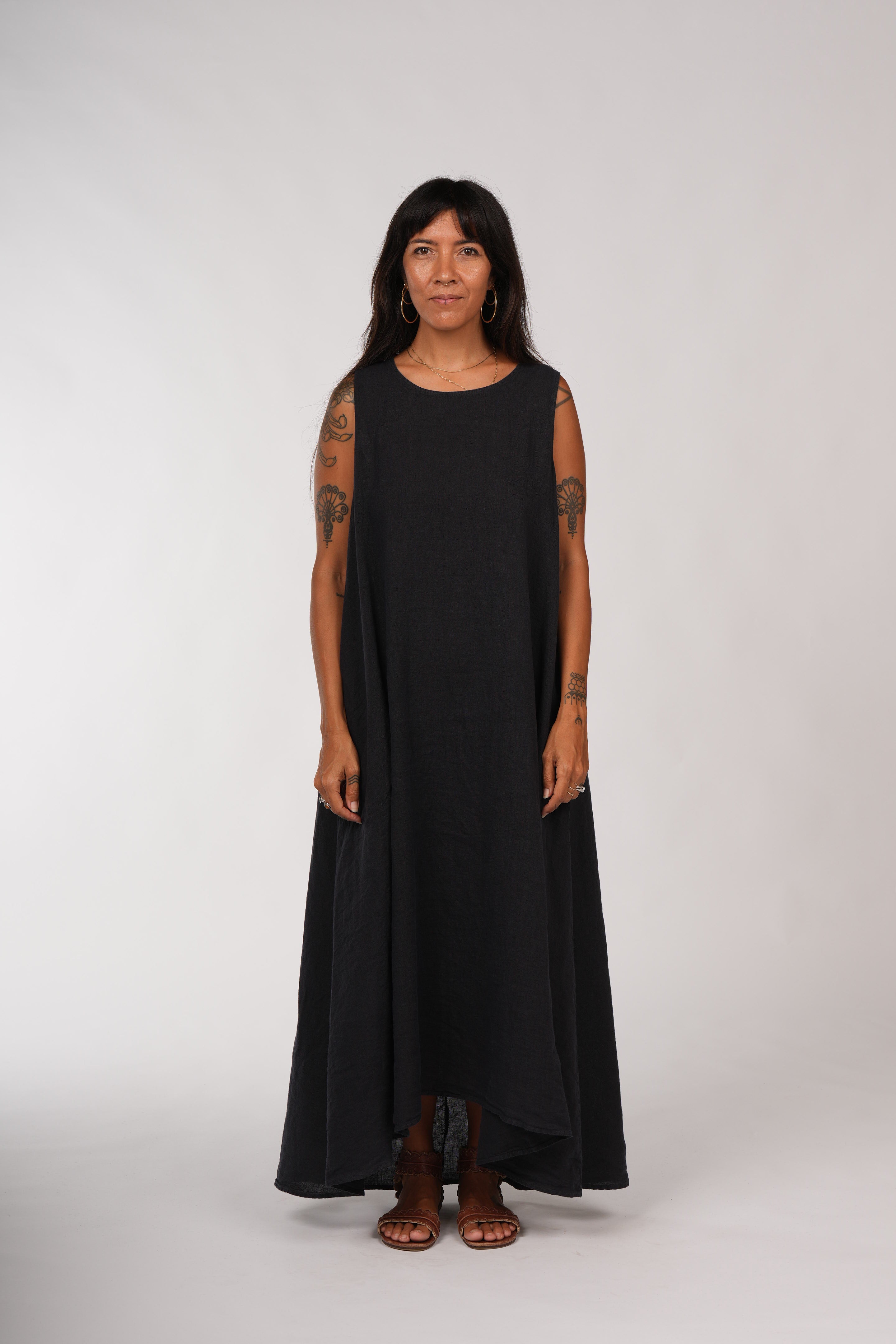 Montaigne Picasso A-line Linen Maxi Dress Black