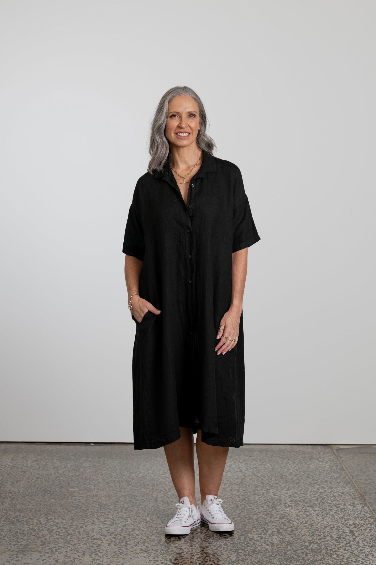 Montaigne Salomé Classic Linen Shirt Dress Black