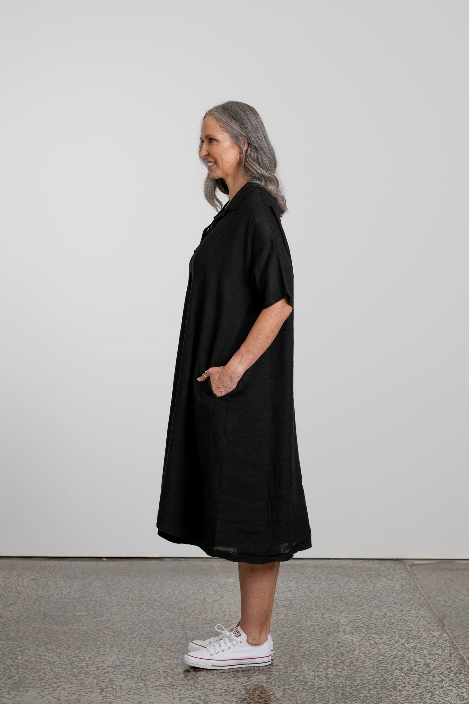 Montaigne Salomé Classic Linen Shirt Dress Black